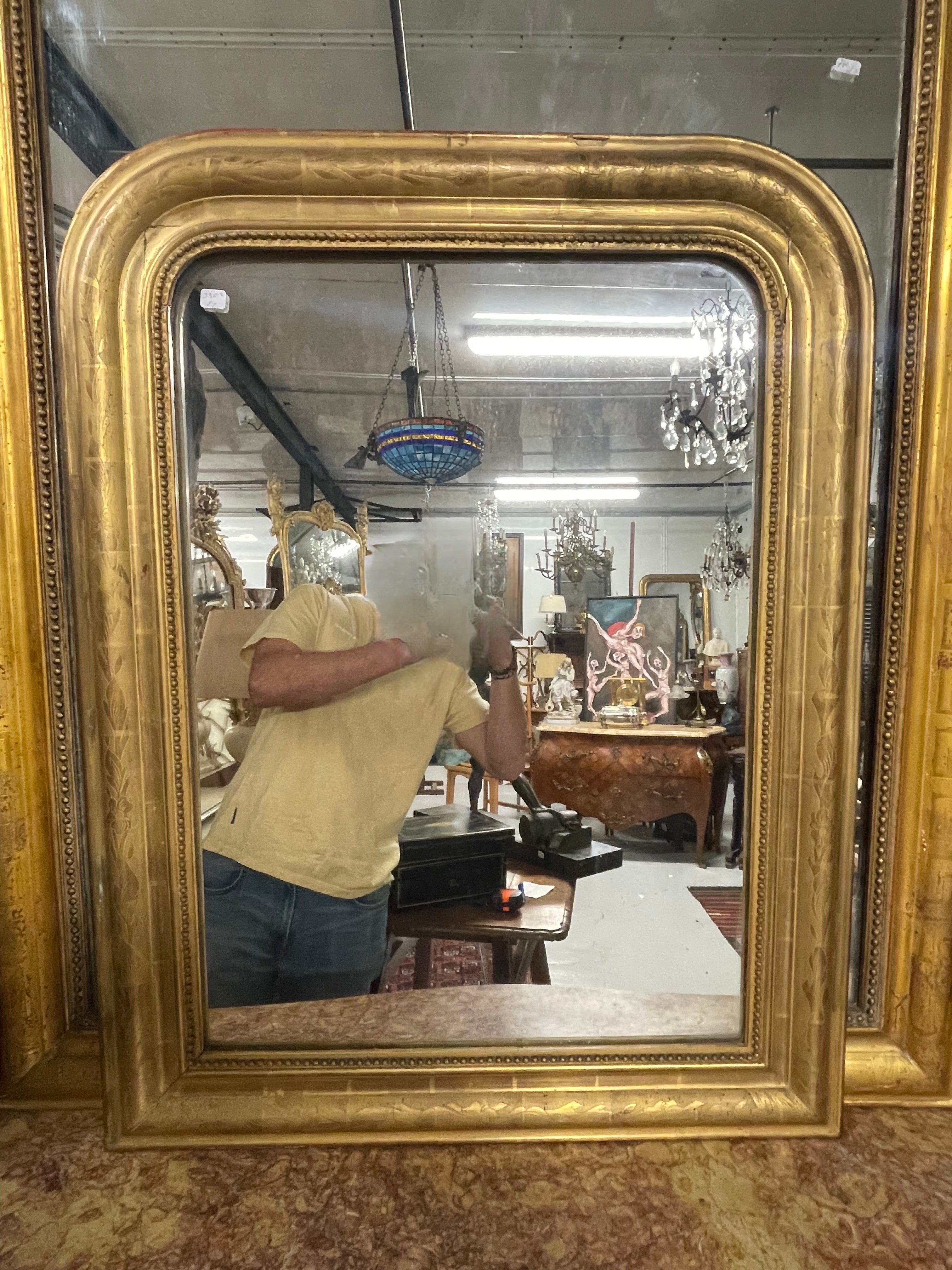 Petit miroir doré Louis Philippe