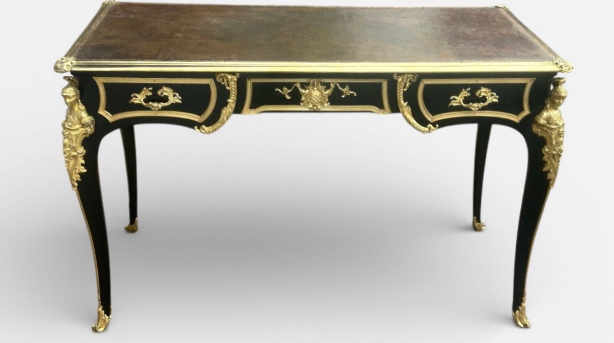 BUREAU PLAT DE STYLE LOUIS XV LAQUÉ NOIR D’ÉPOQUE NAPOLÉON III
