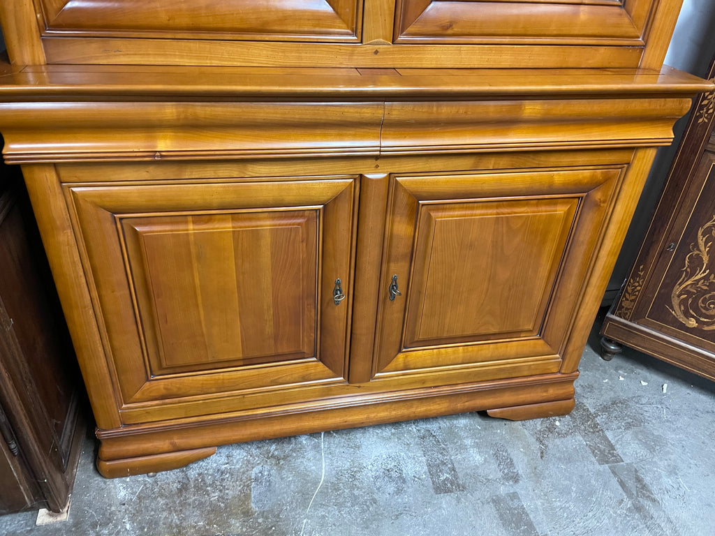 Buffet deux corps Louis Philippe en Merisier