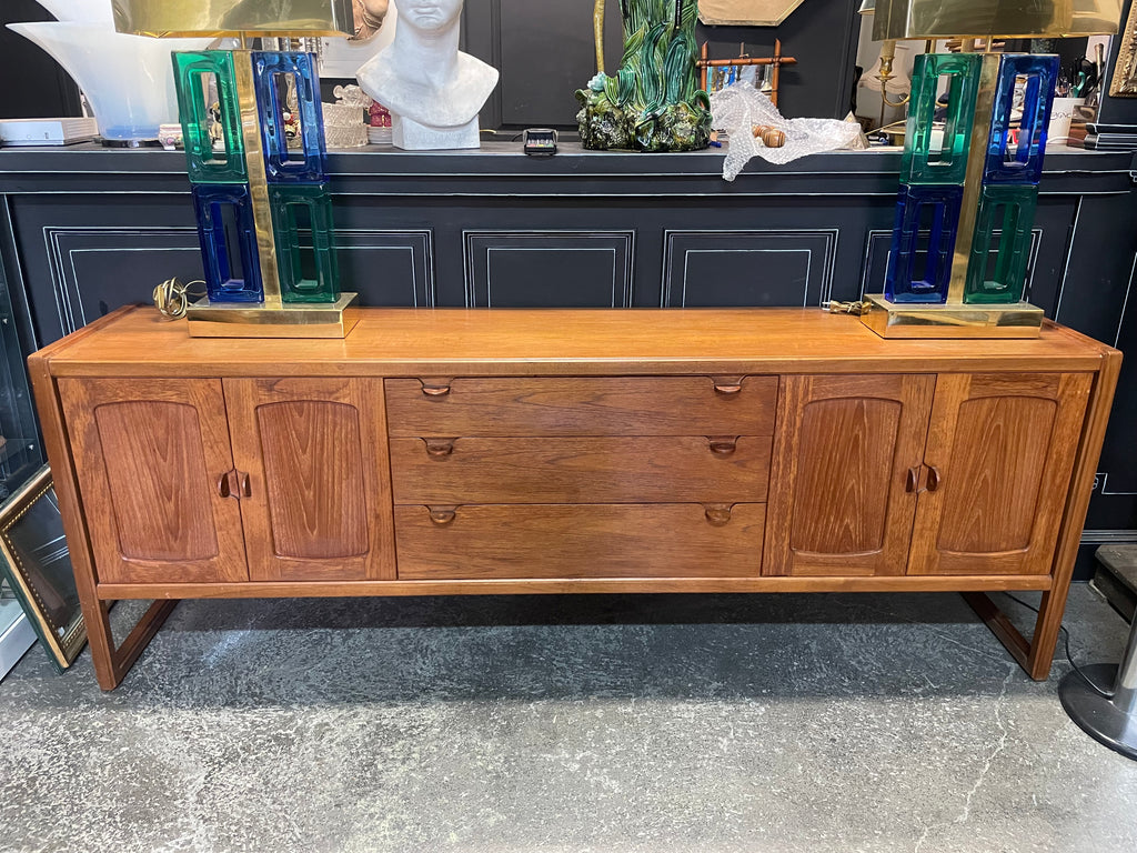 VENDUE - Enfilade Style Scandinave En Teck Circa 1960 213 cm