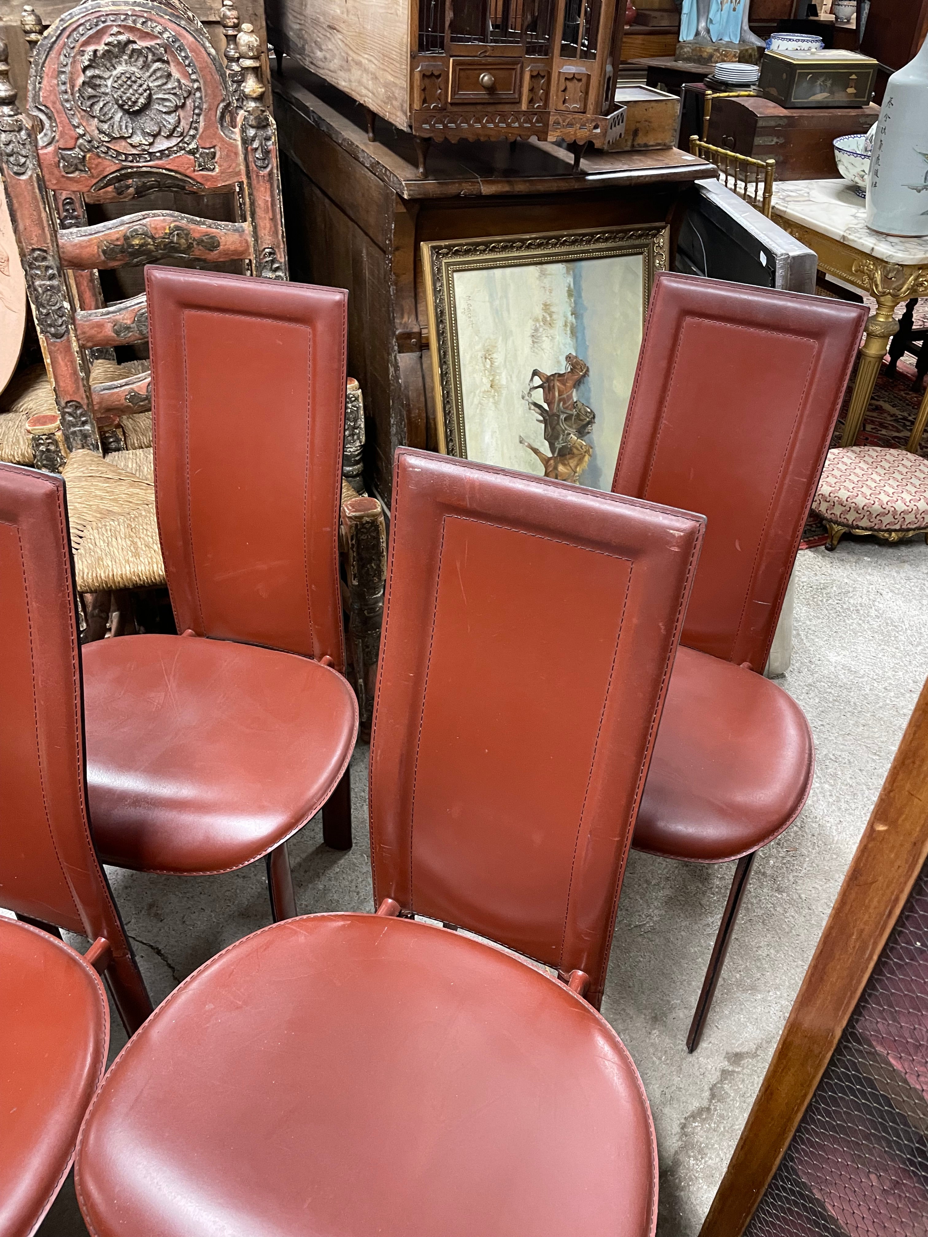 Set 5 chaises cuir rouge Roche et Bobois
