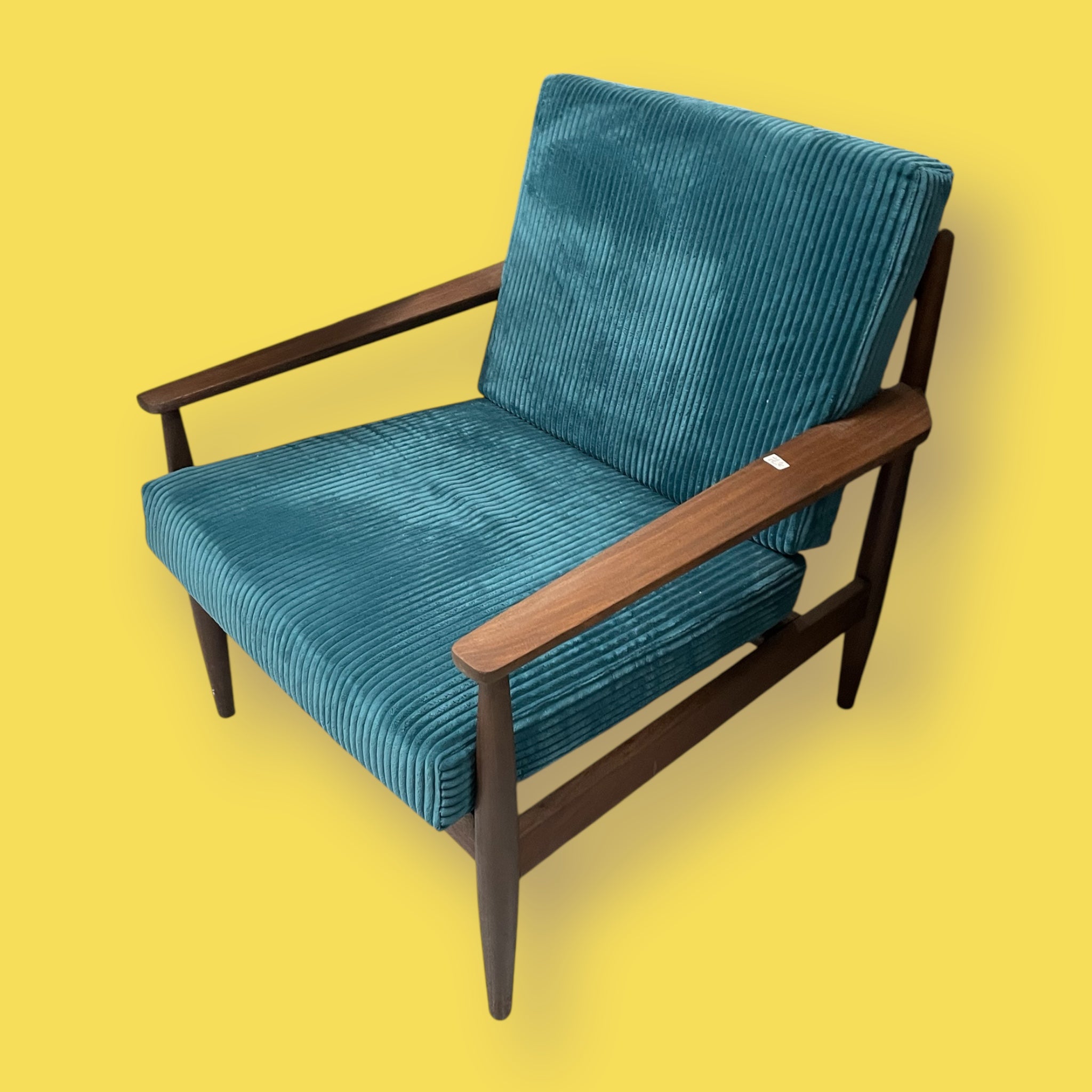 Fauteuil scandinave en teck circa 1960