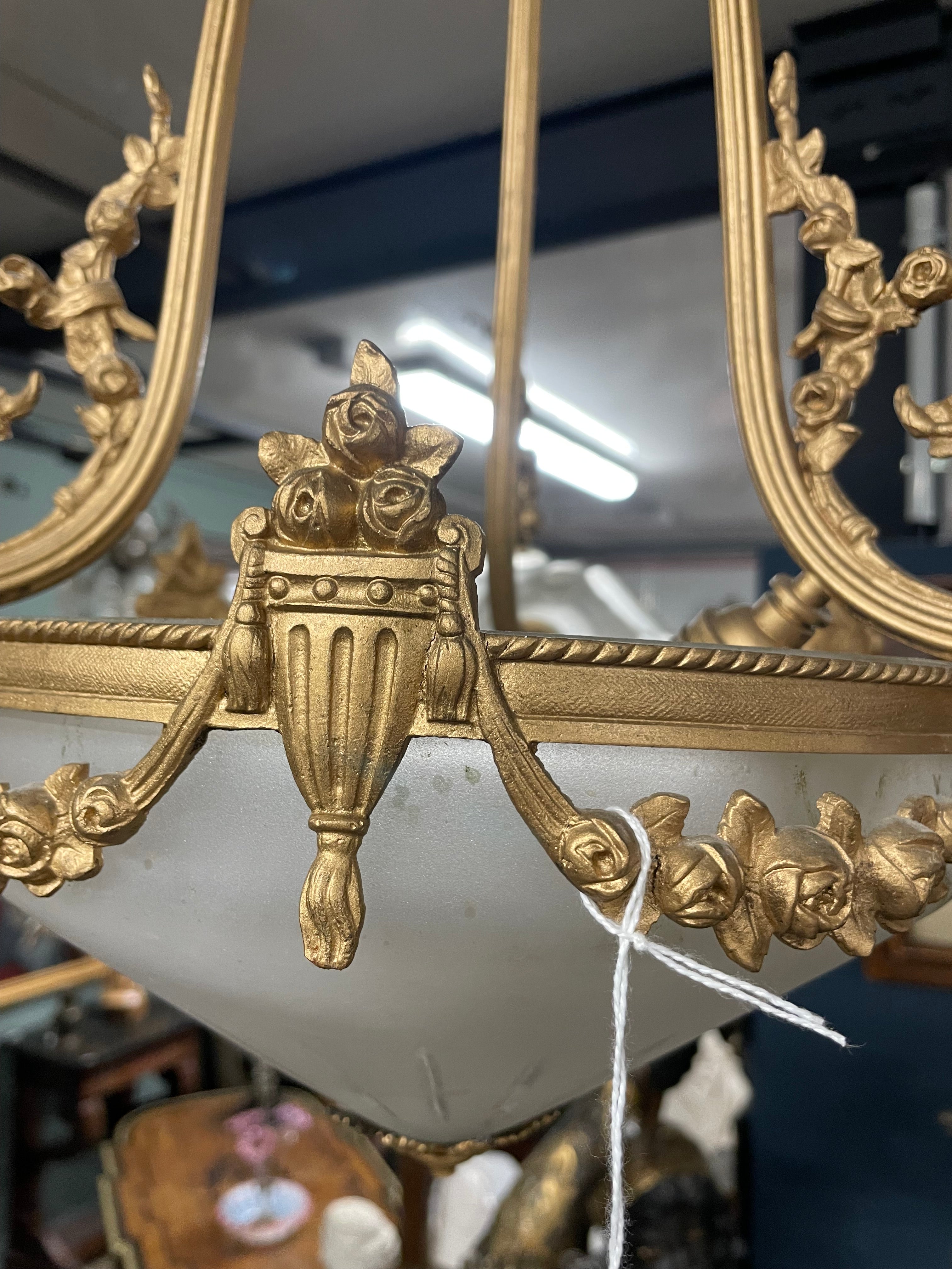 Lustre de style Louis XVI