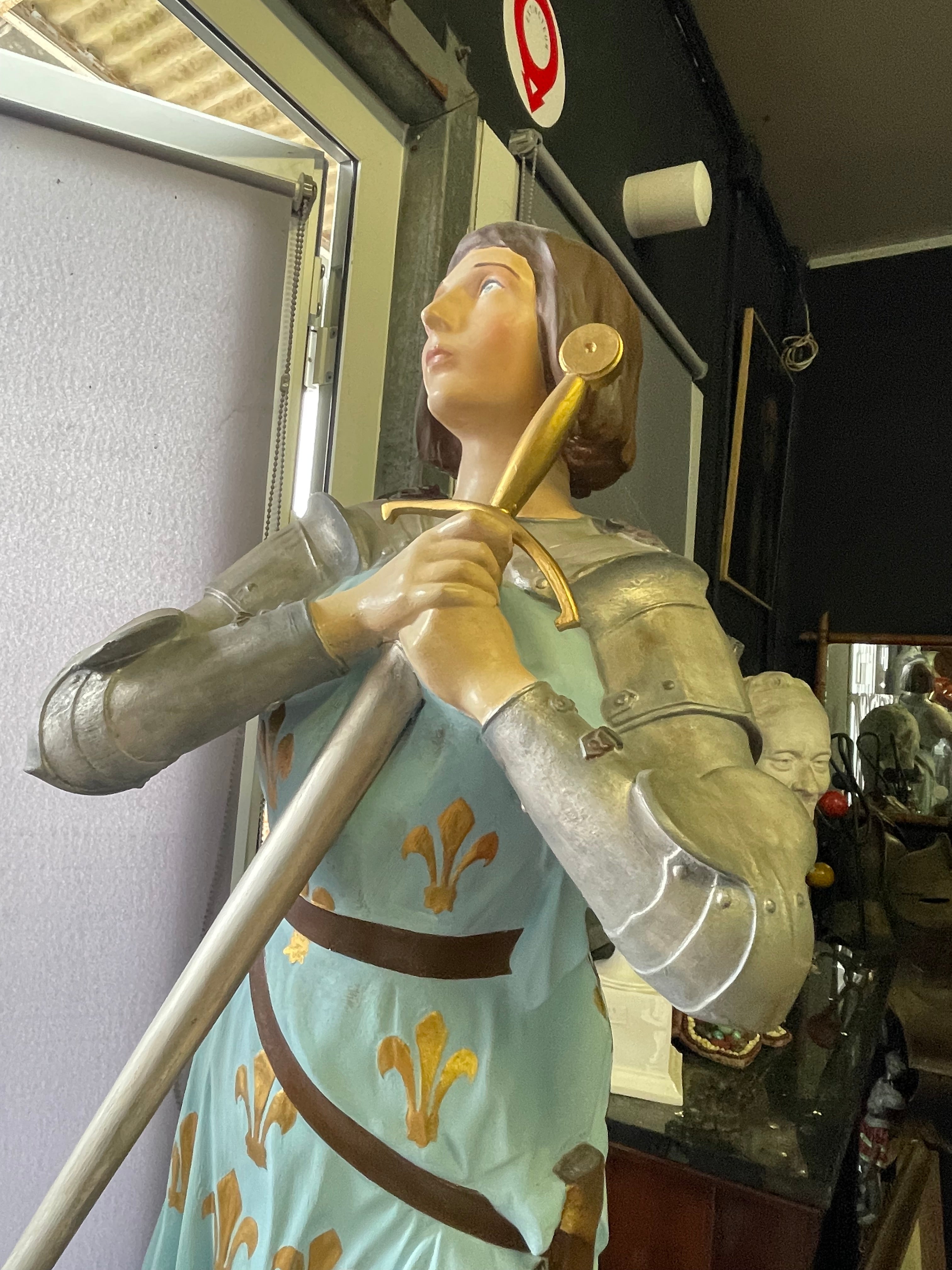 Grande Jeanne d’arc en plâtre polychrome