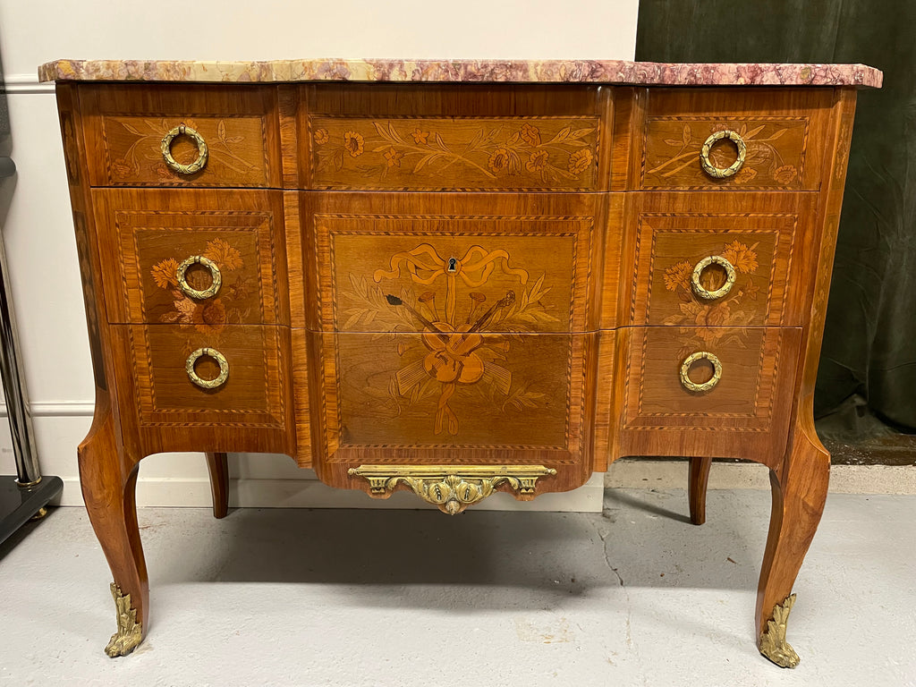 Commode Style Transition En Marqueterie Aux Instruments De Musique