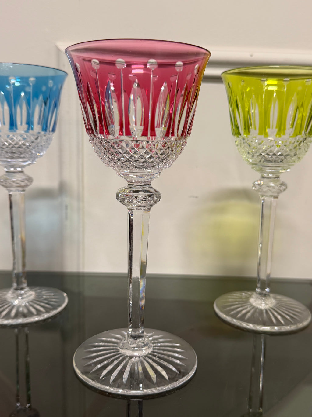 SAINT LOUIS - 6 VERRES ROEMERS EN CRISTAL DE COULEUR SAINT LOUIS MODÈLE TOMMY H: 19,6 cm