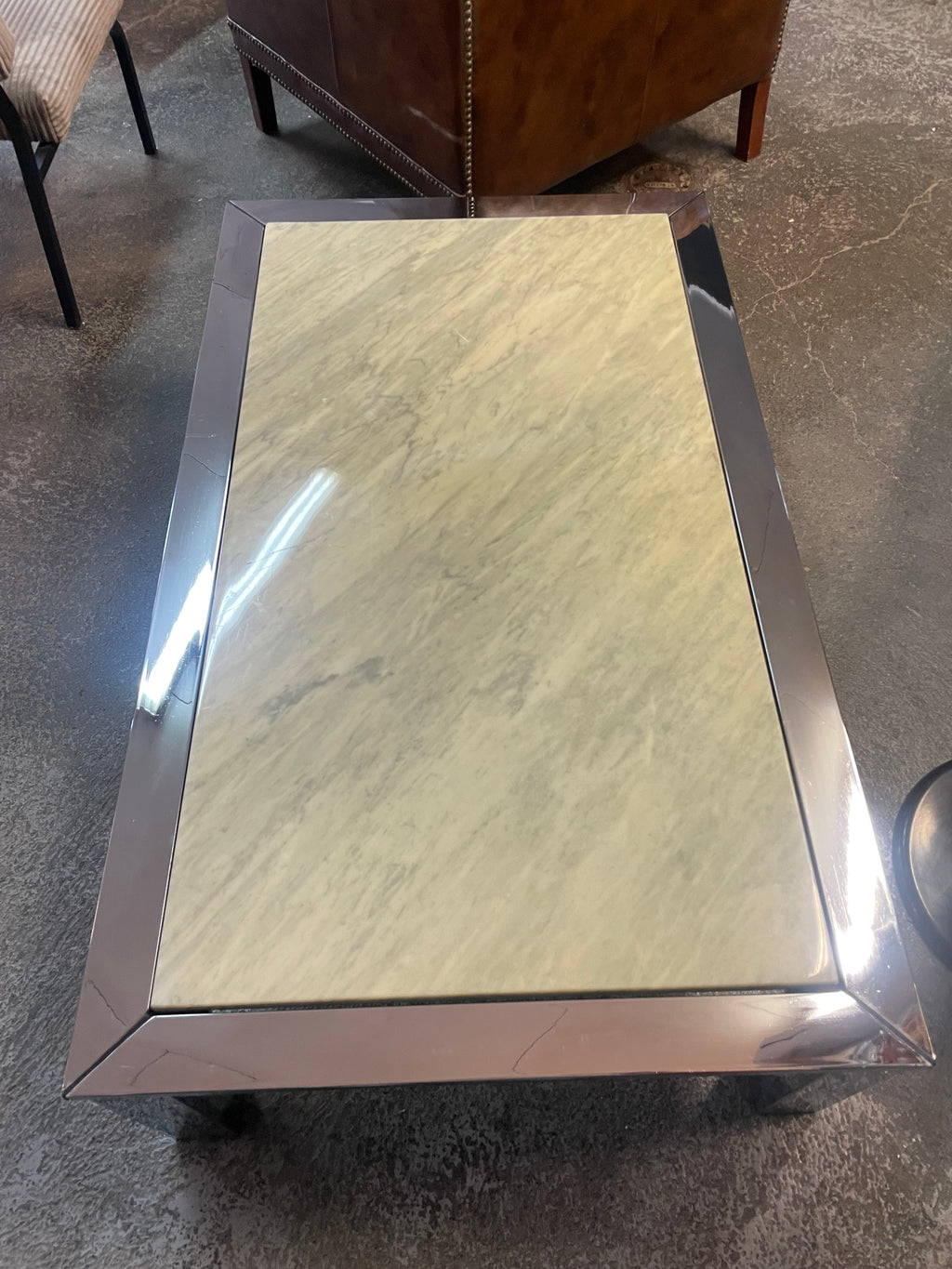 Table basse marbre et chrome vers 1970