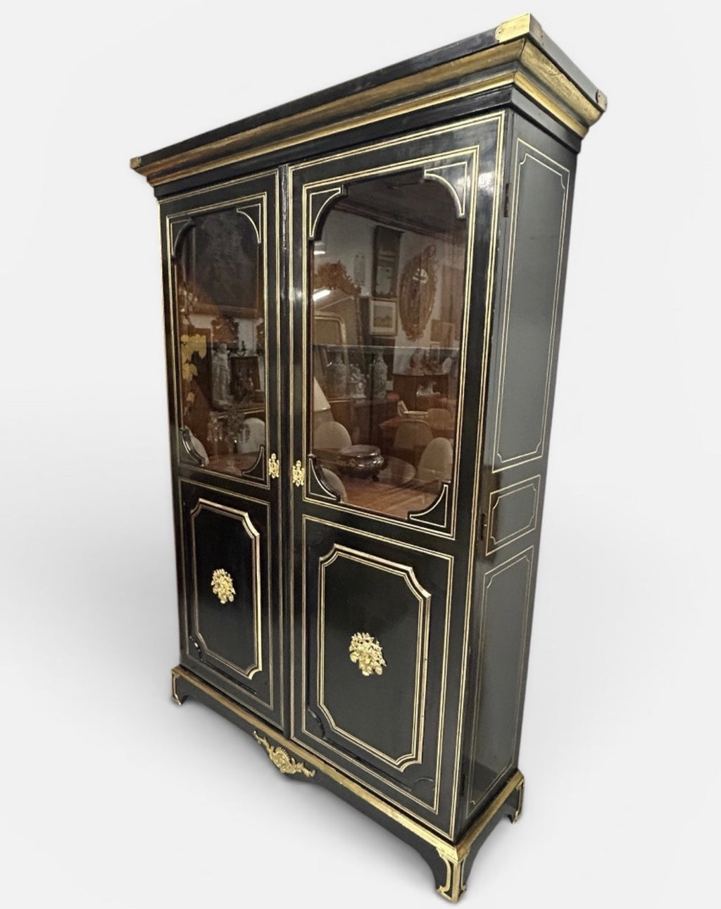 BIBLIOTHÈQUE OU VITRINE EN BOIS LAQUÉ NOIR DE STYLE LOUIS XIV ÉPOQUE NAPOLÉON III