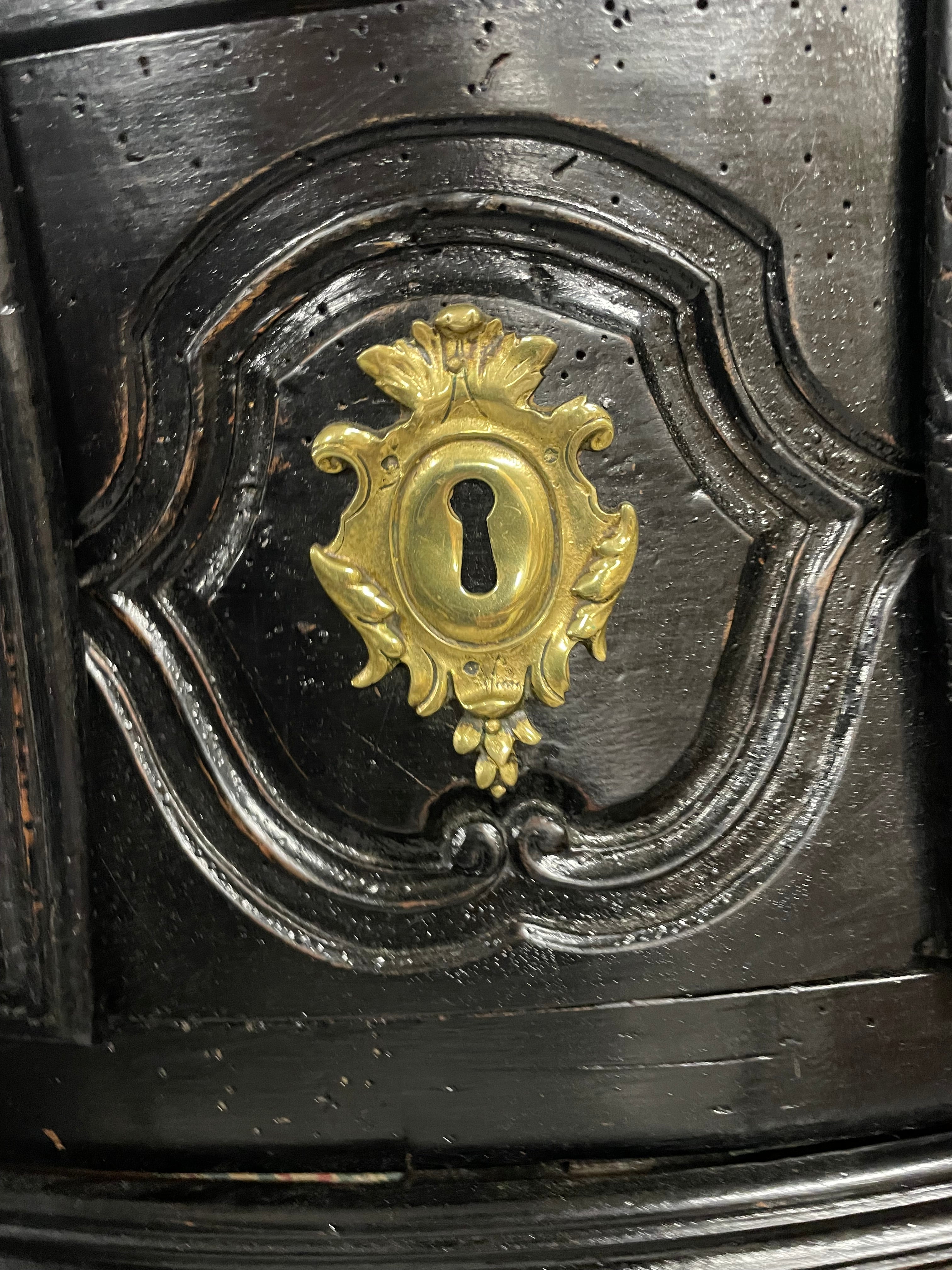 Commode Tombeau Rustique Louis XV Laquée Noire D’époque XVIIIème