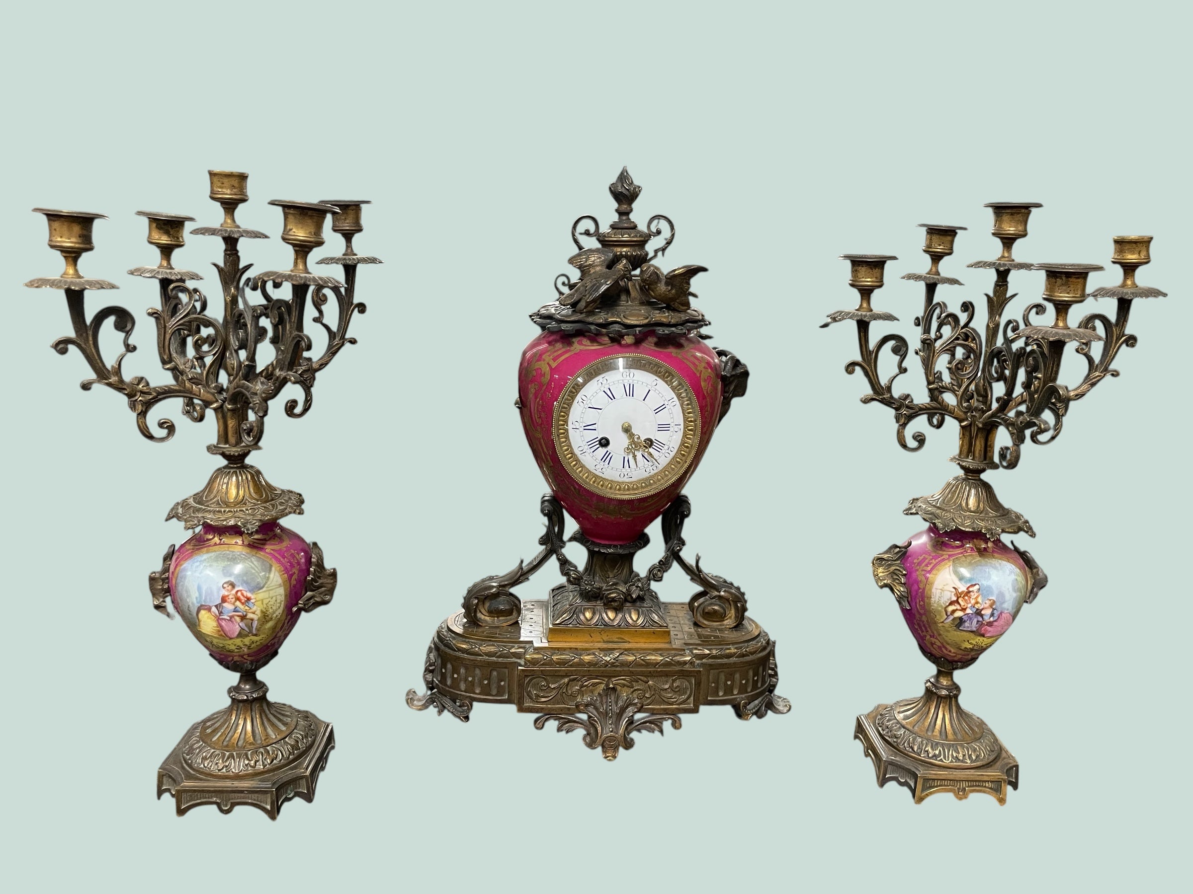 Garniture de cheminée en régule de style Napoléon III