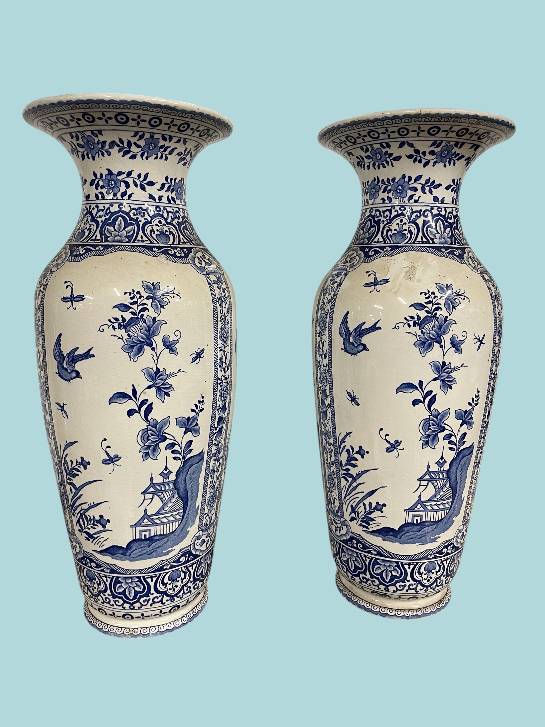 Gien - Paire de grands vases en faïence de Gien décor Chine