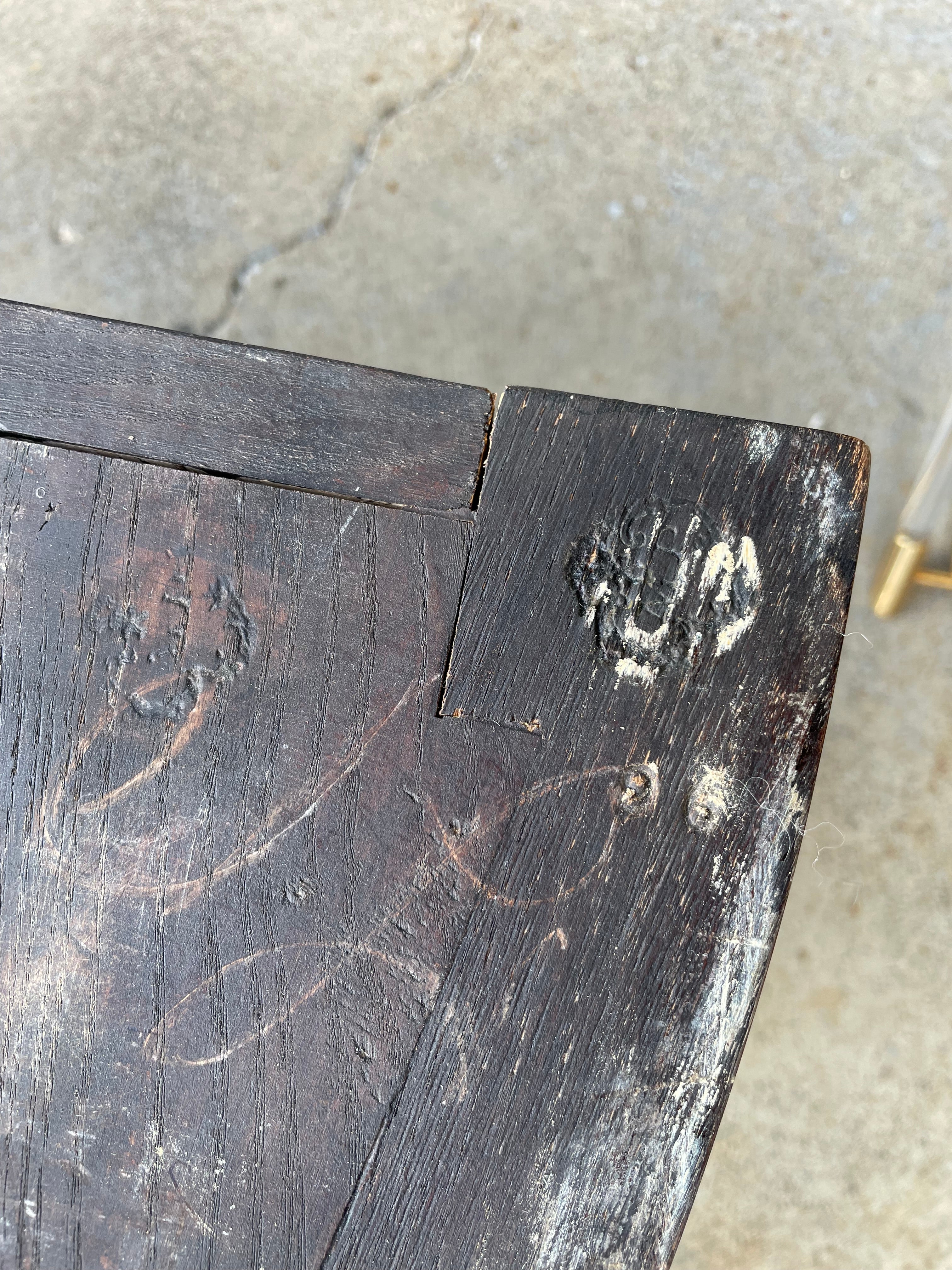 Commode sauteuse style Louis XV en marqueterie