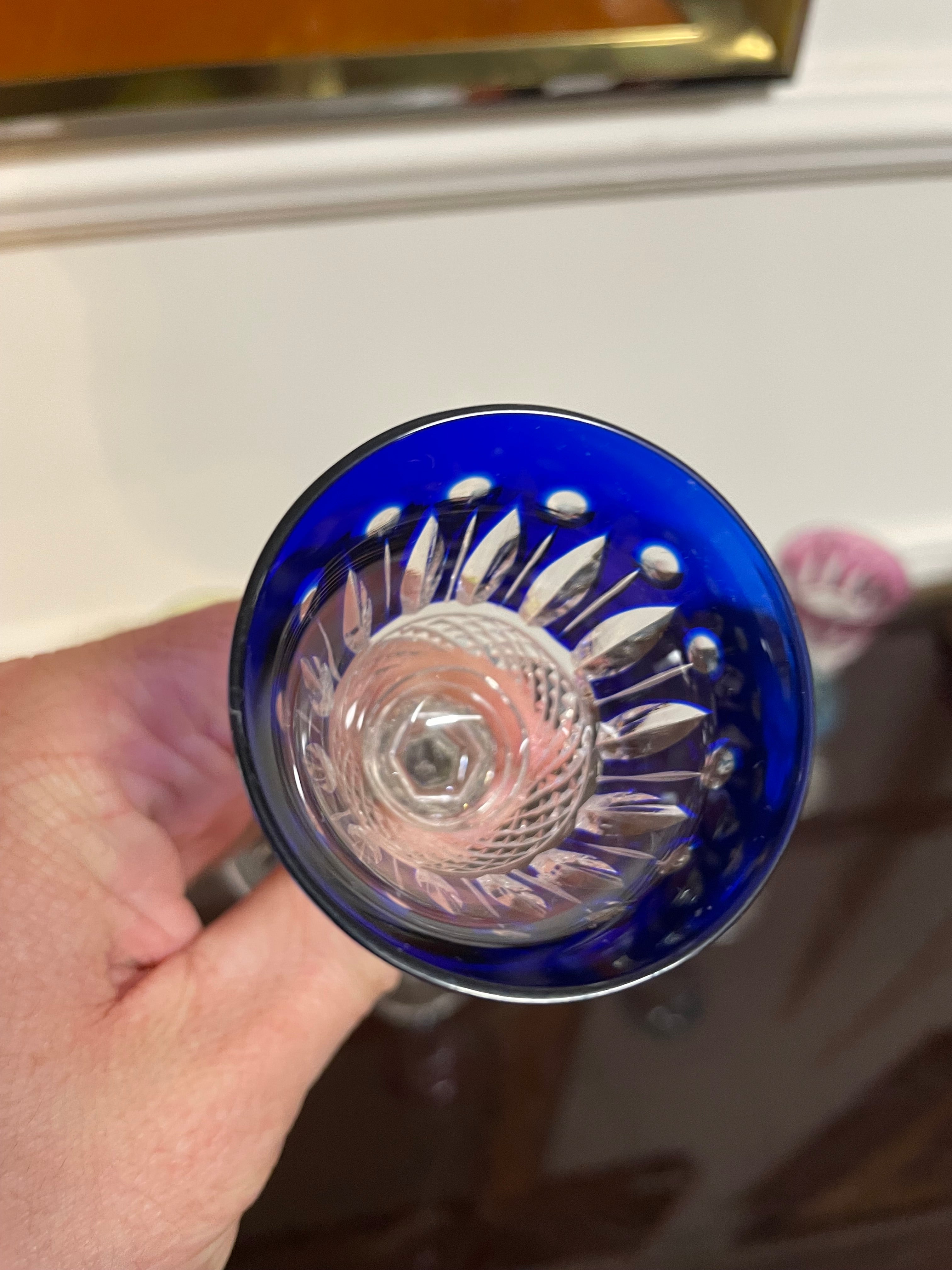 Vendus - 6 VERRES À LIQUEUR EN CRISTAL DE COULEUR SAINT LOUIS MODÈLE TOMMY H: 13,5