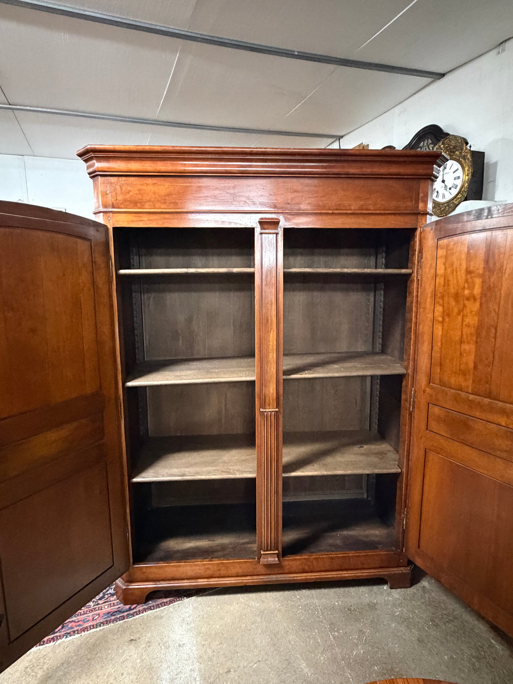 Armoire en merisier