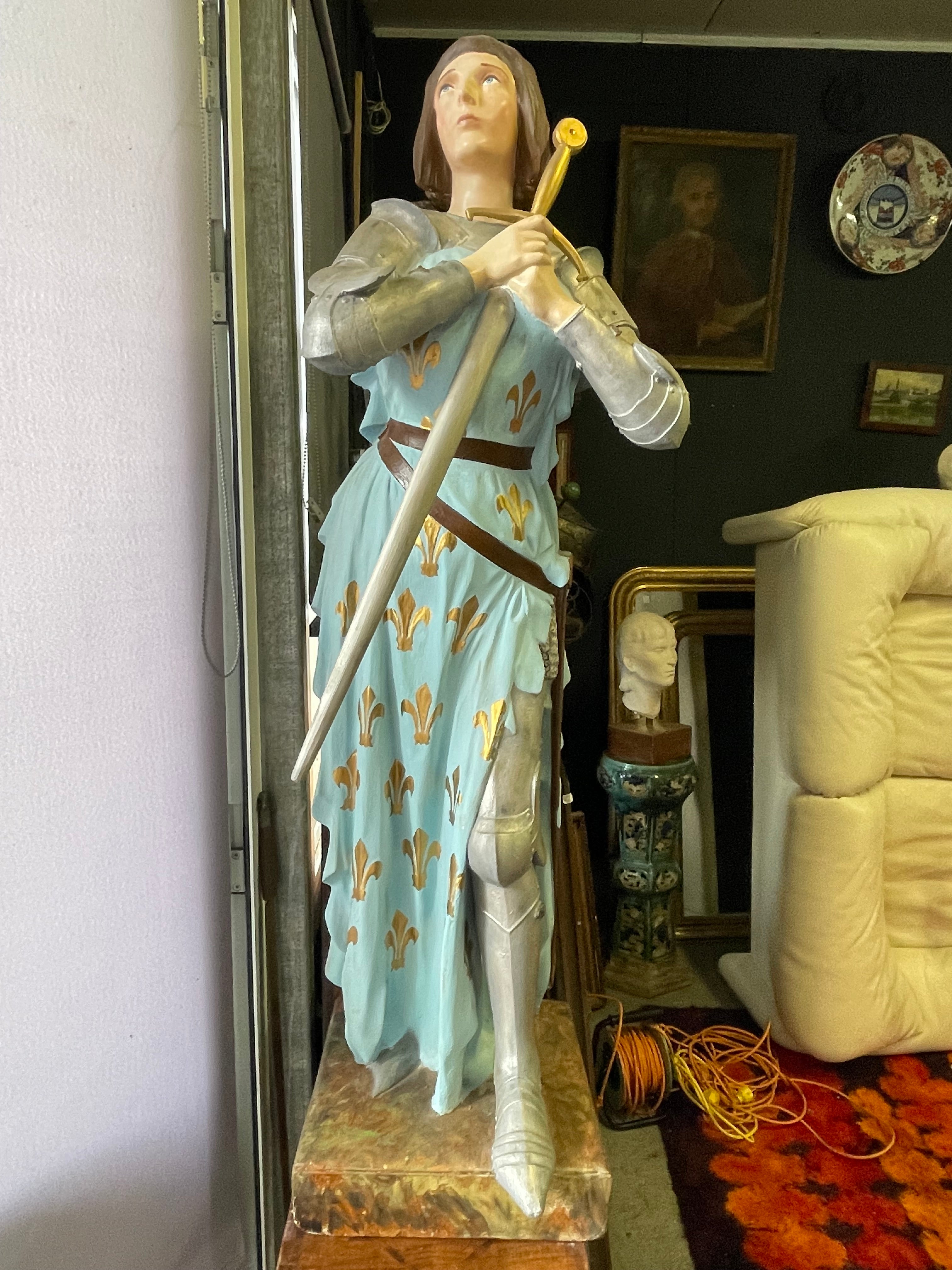 Grande Jeanne d’arc en plâtre polychrome