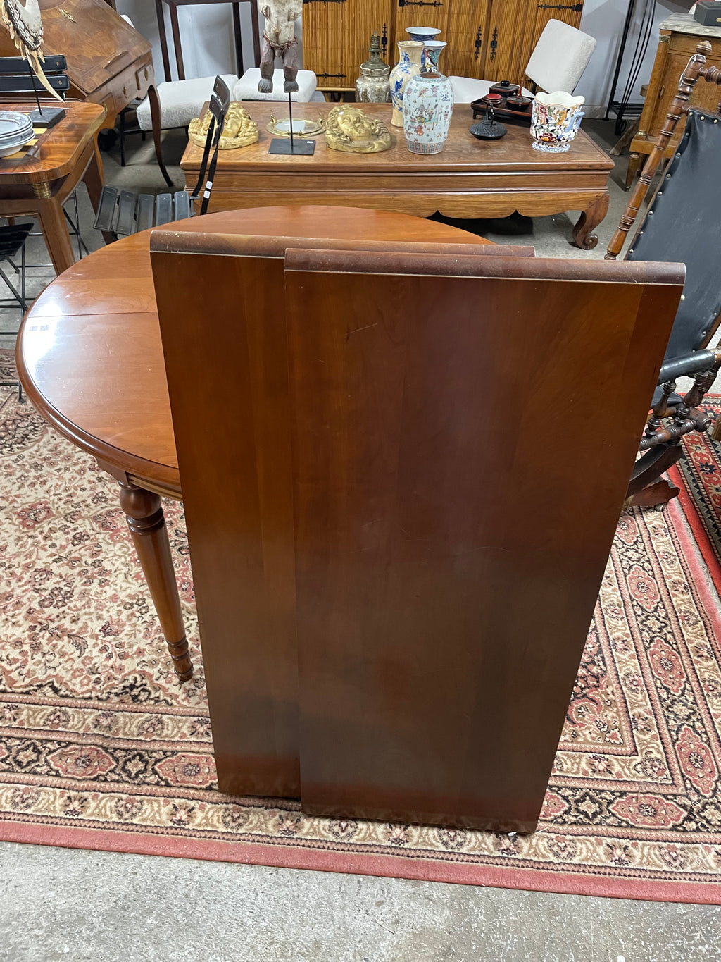 Table ronde Louis Philippe en Merisier