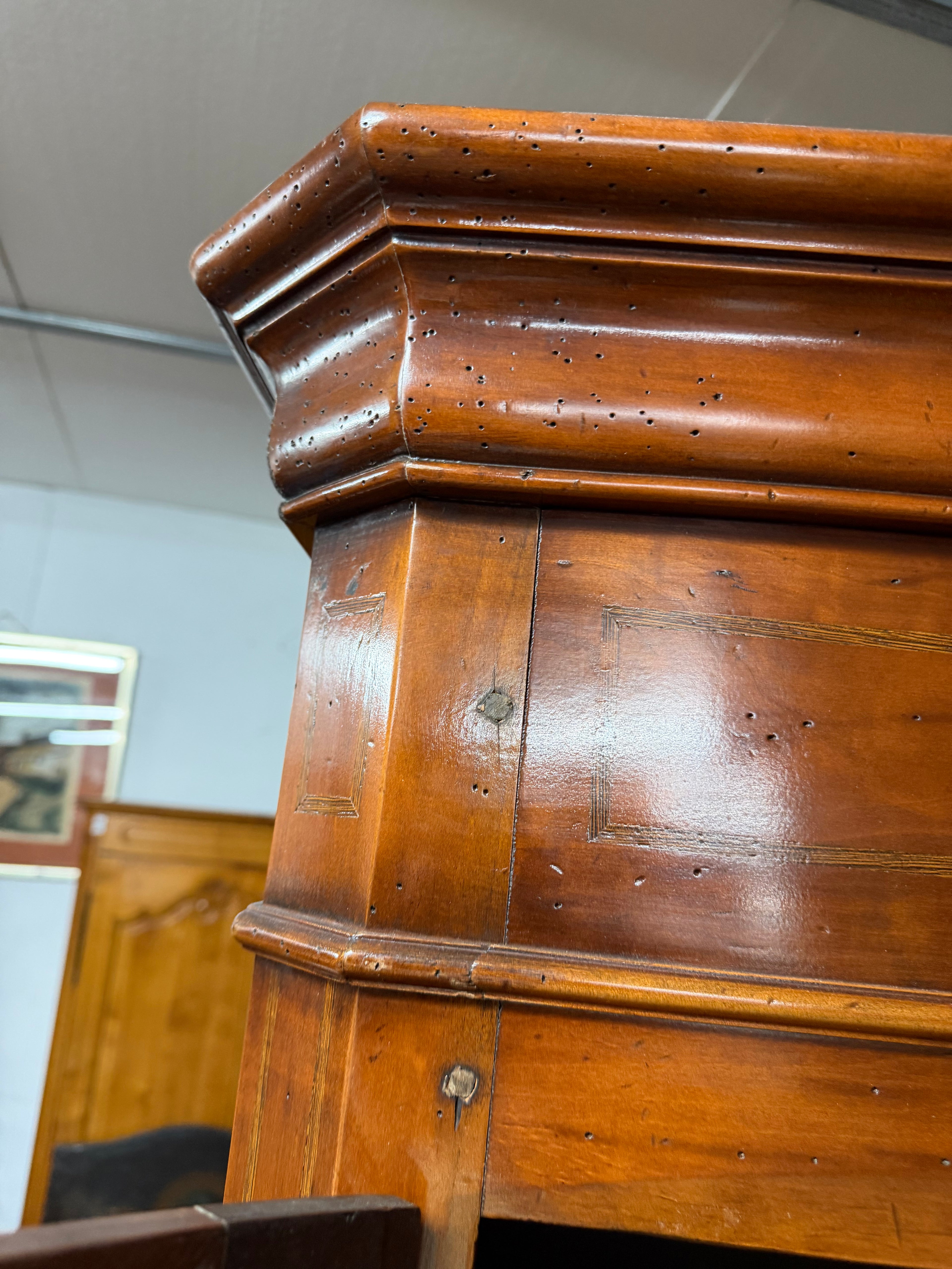 Armoire en merisier