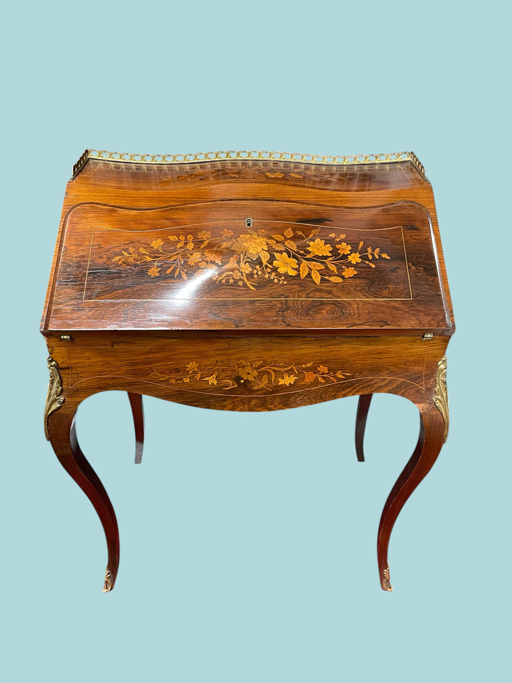 Bureau bonheur du jour en marqueterie de style Louis XV