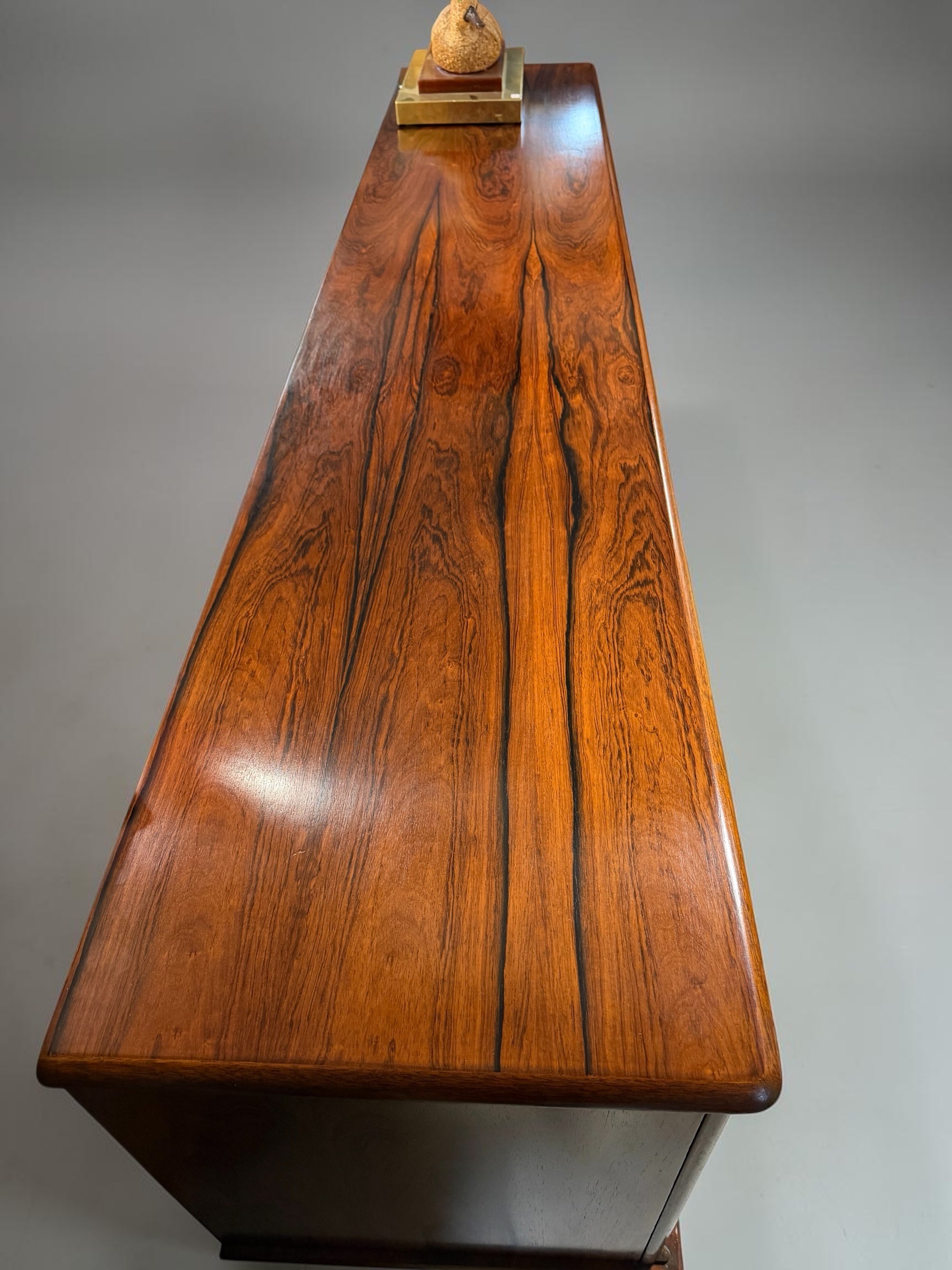 ENFILADE SCANDINAVE EN PALISSANDRE DE RIO CIRCA 1960 230 CM