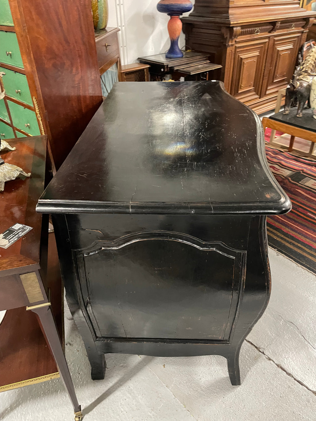 Commode Tombeau Rustique Louis XV Laquée Noire D’époque XVIIIème