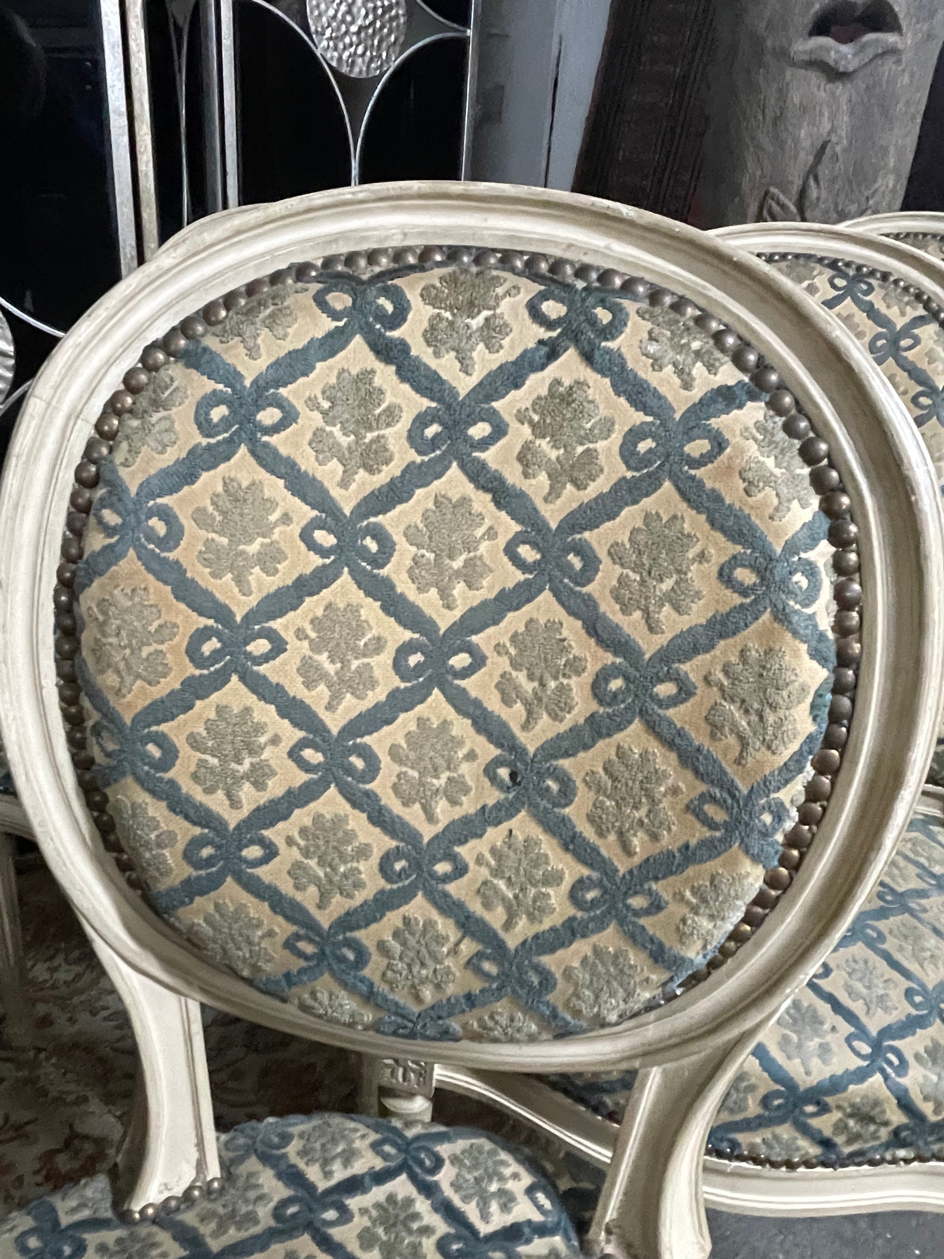 Set de 6 chaises médaillons de style Louis XVI