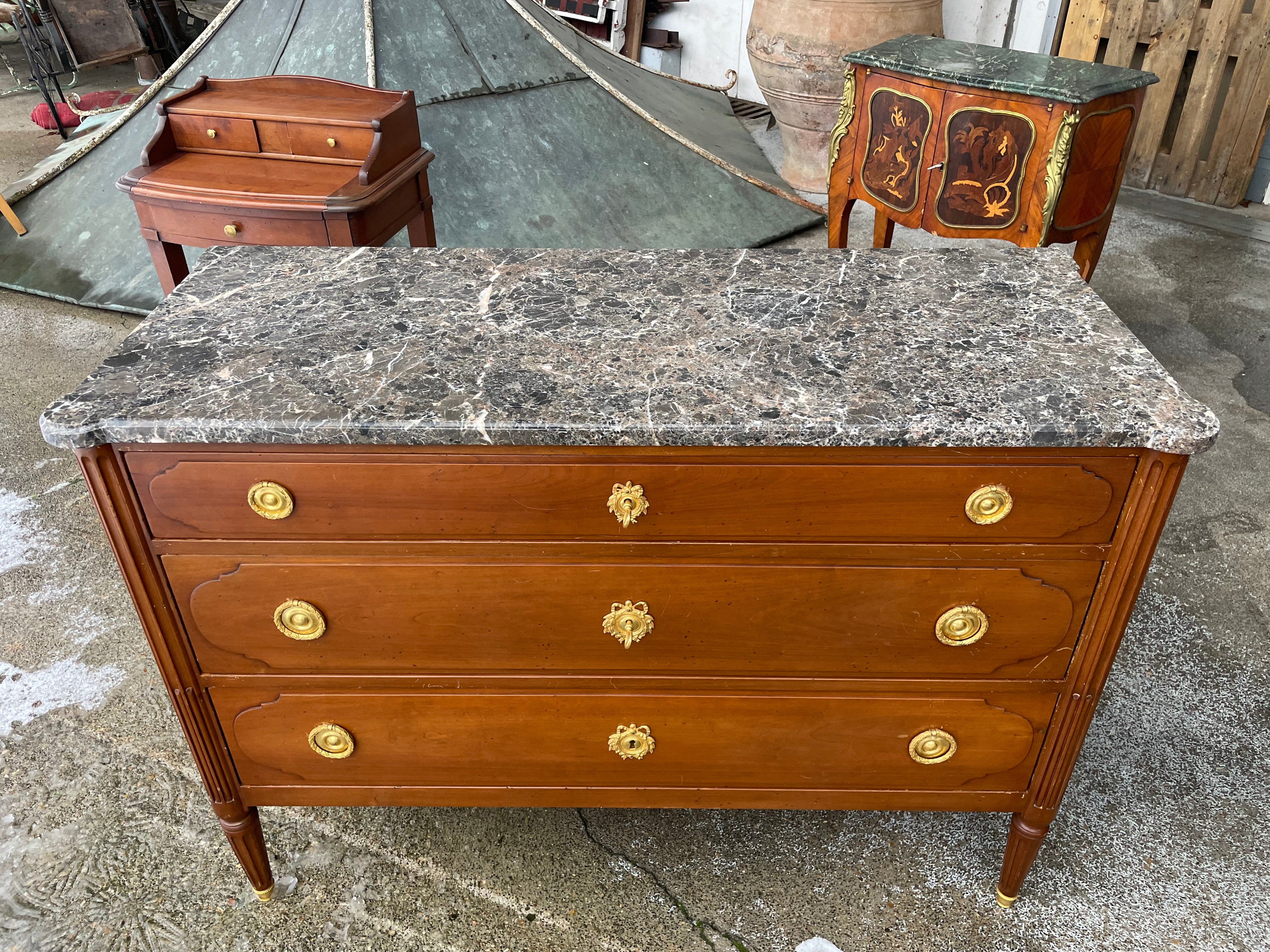 Commode style Louis XVI estampille Hazard