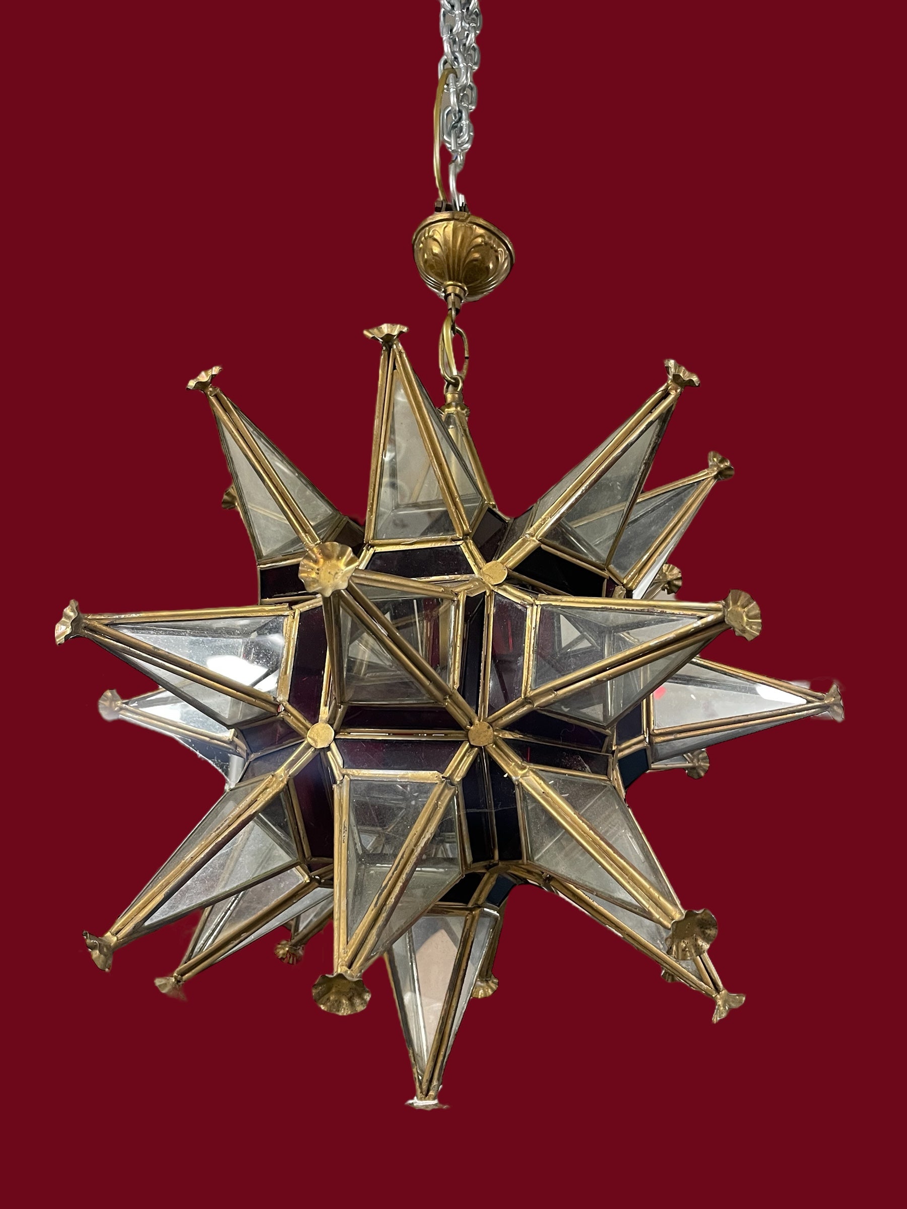 Lustre étoile en laiton et morceaux de verre