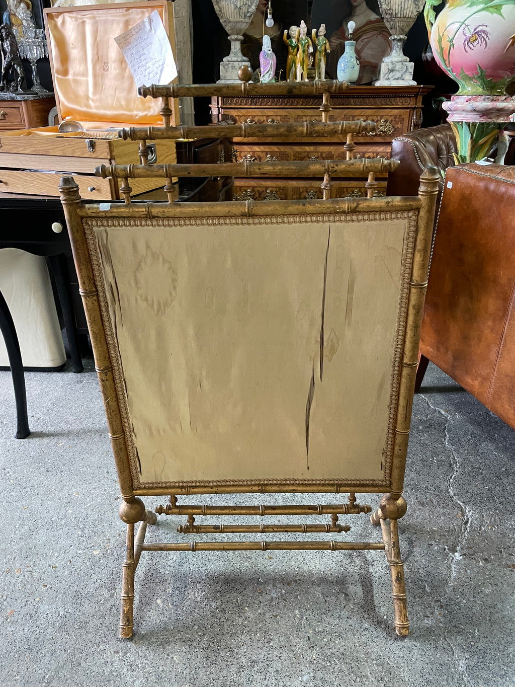 Écran de cheminée / Pare feu en bois doré et soierie fin 19ème