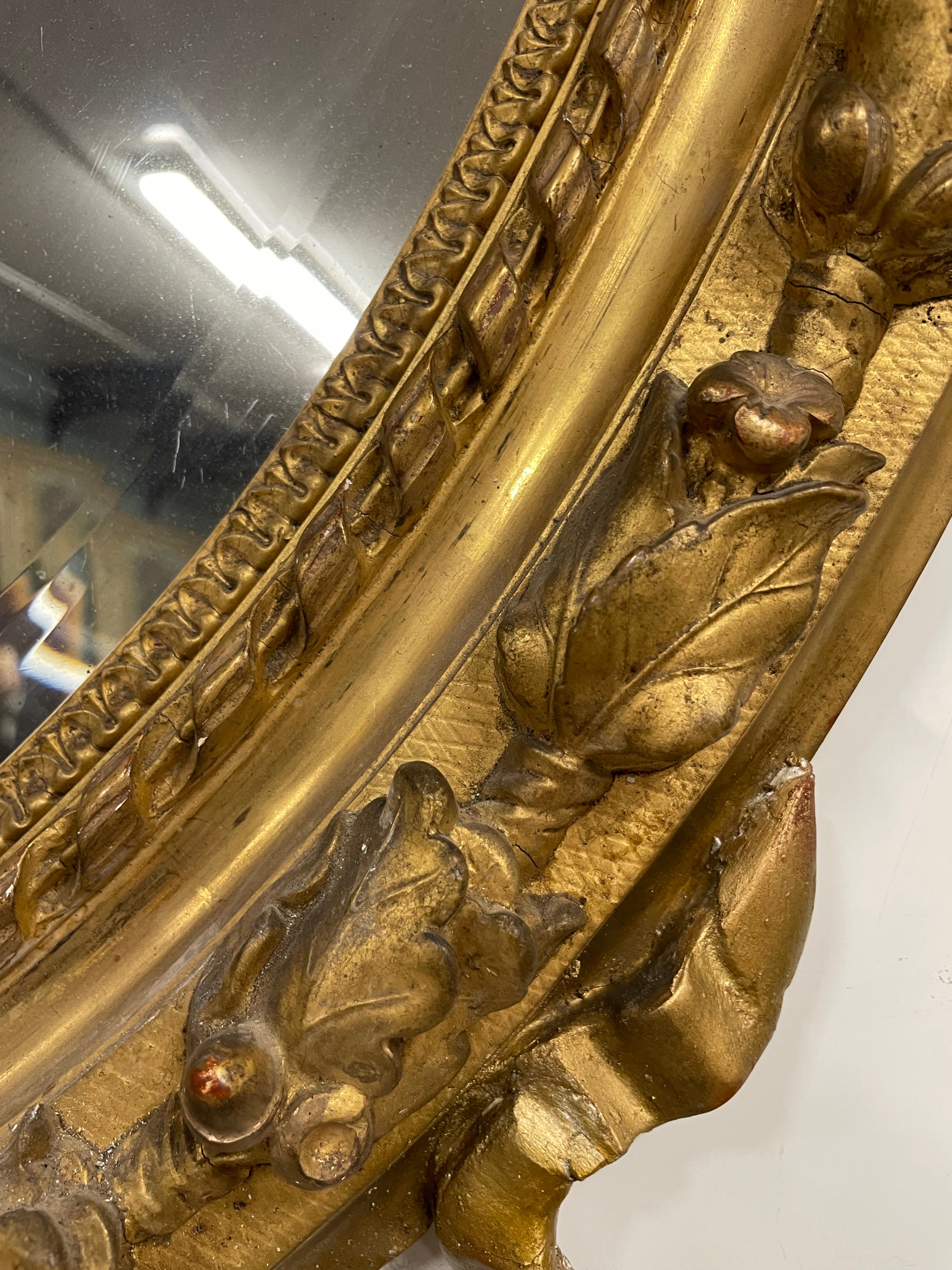Miroir oval de style Louis XVI époque Napoléon III