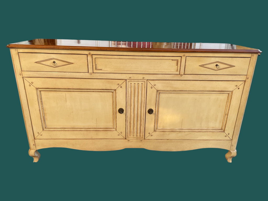 Buffet Tiffany en merisier style louis xv louis xvi bois patiné