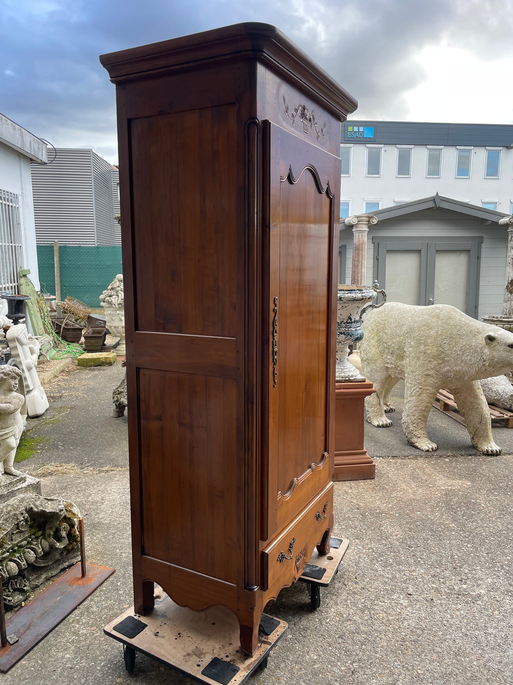 Bonnetière en merisier