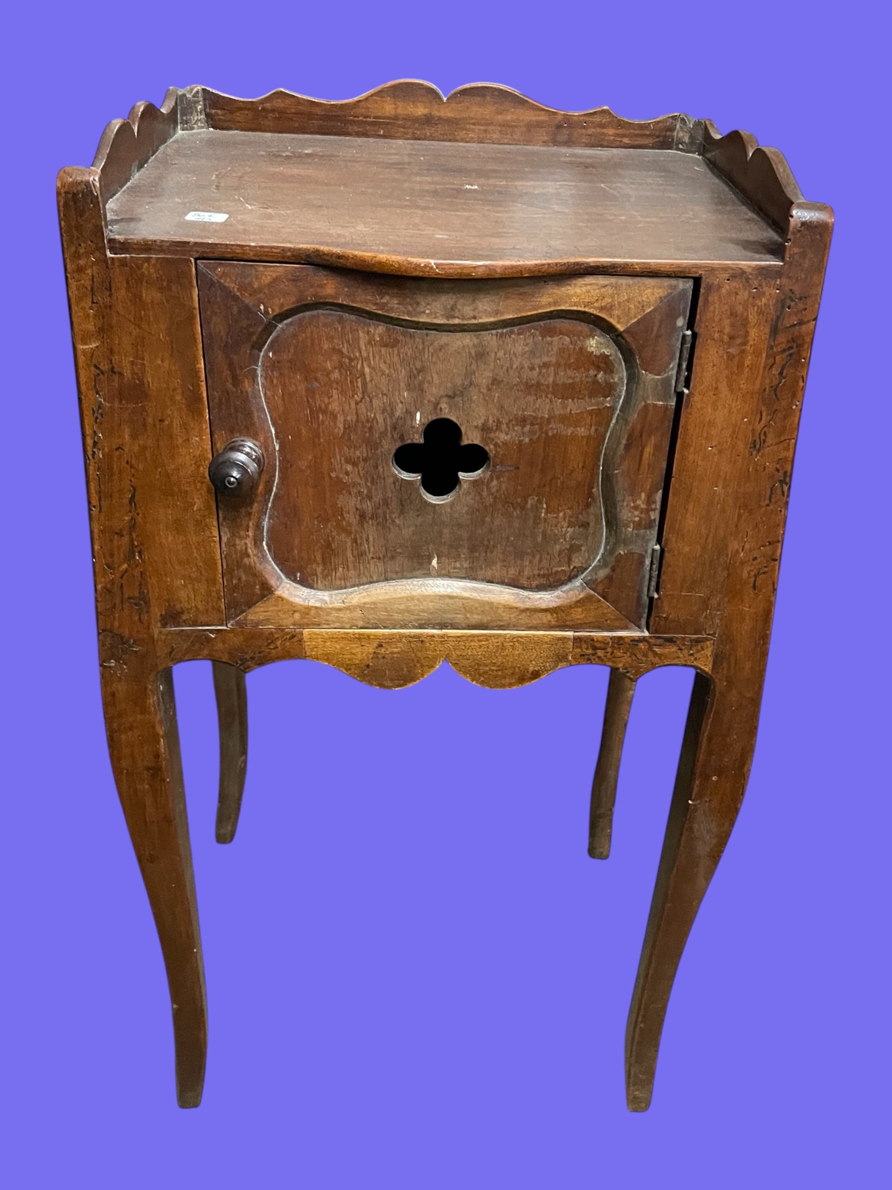 Table de chevet rustique 19eme