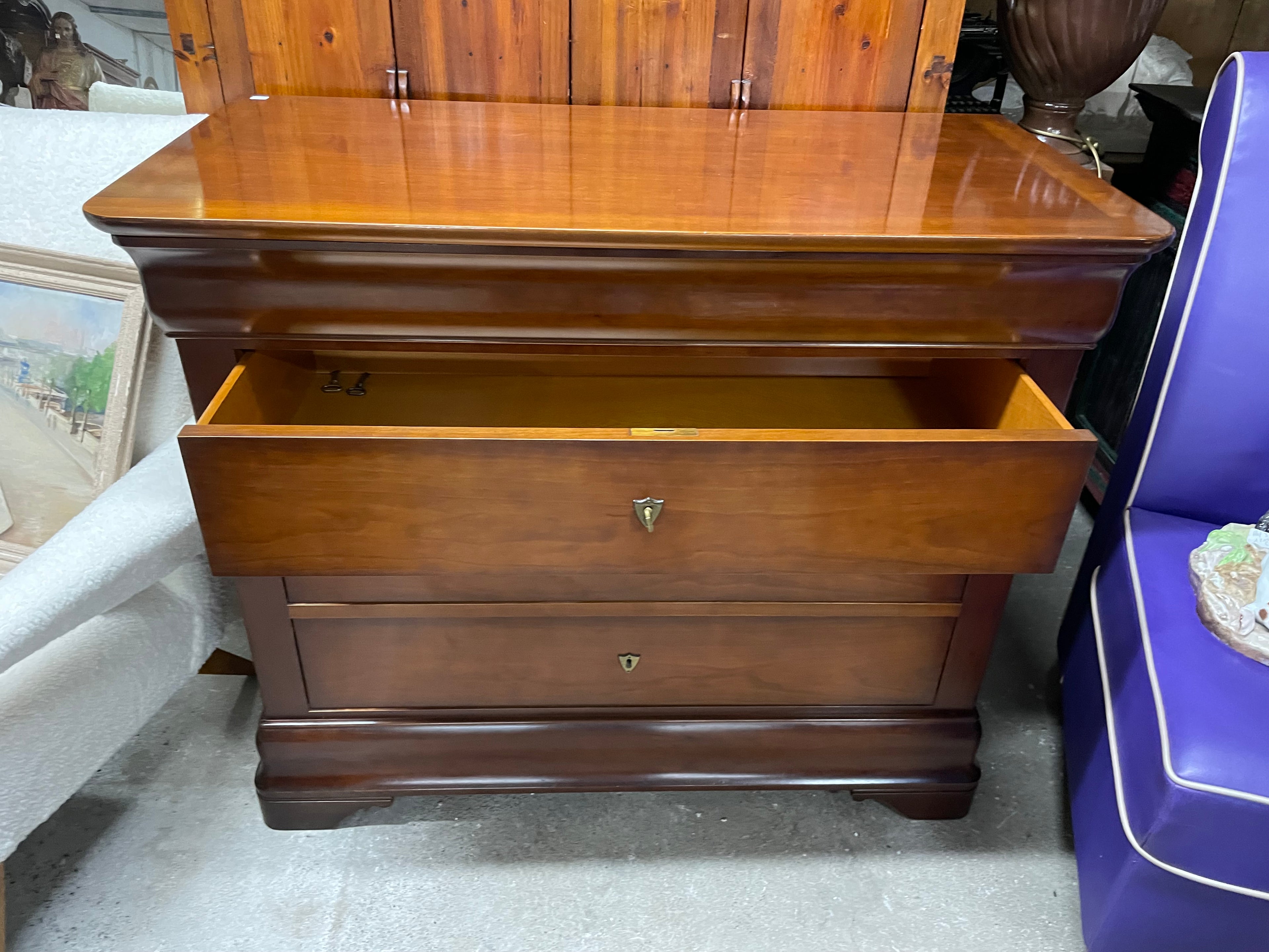 Commode Louis Philippe en merisier