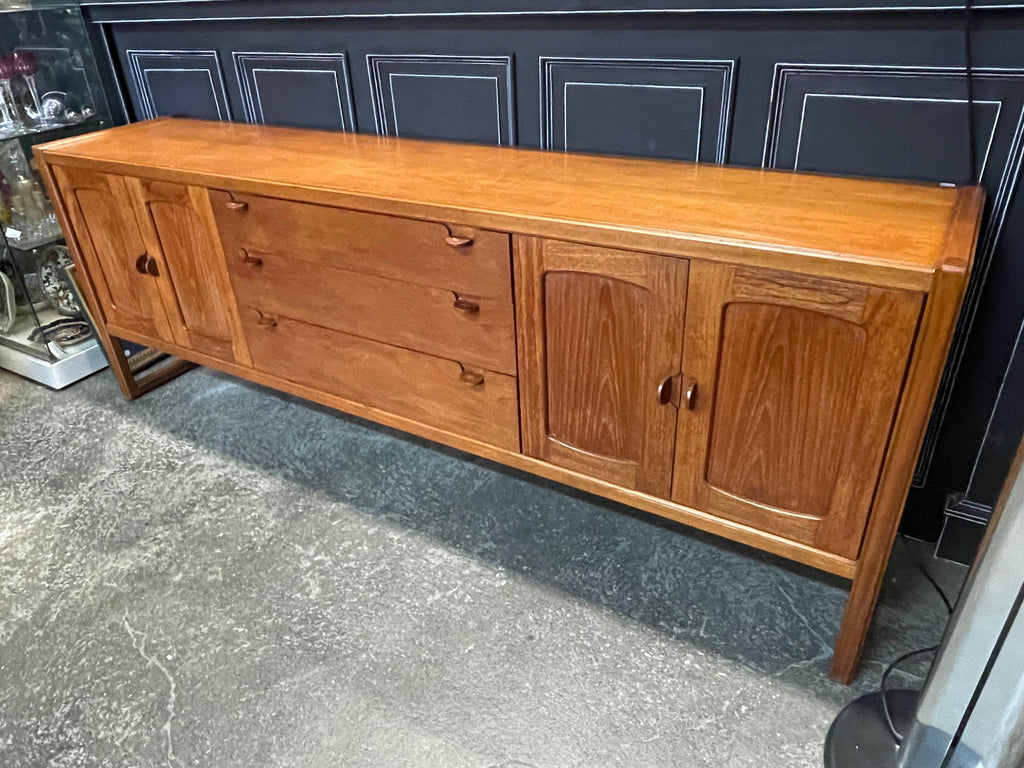 VENDUE - Enfilade Style Scandinave En Teck Circa 1960 213 cm