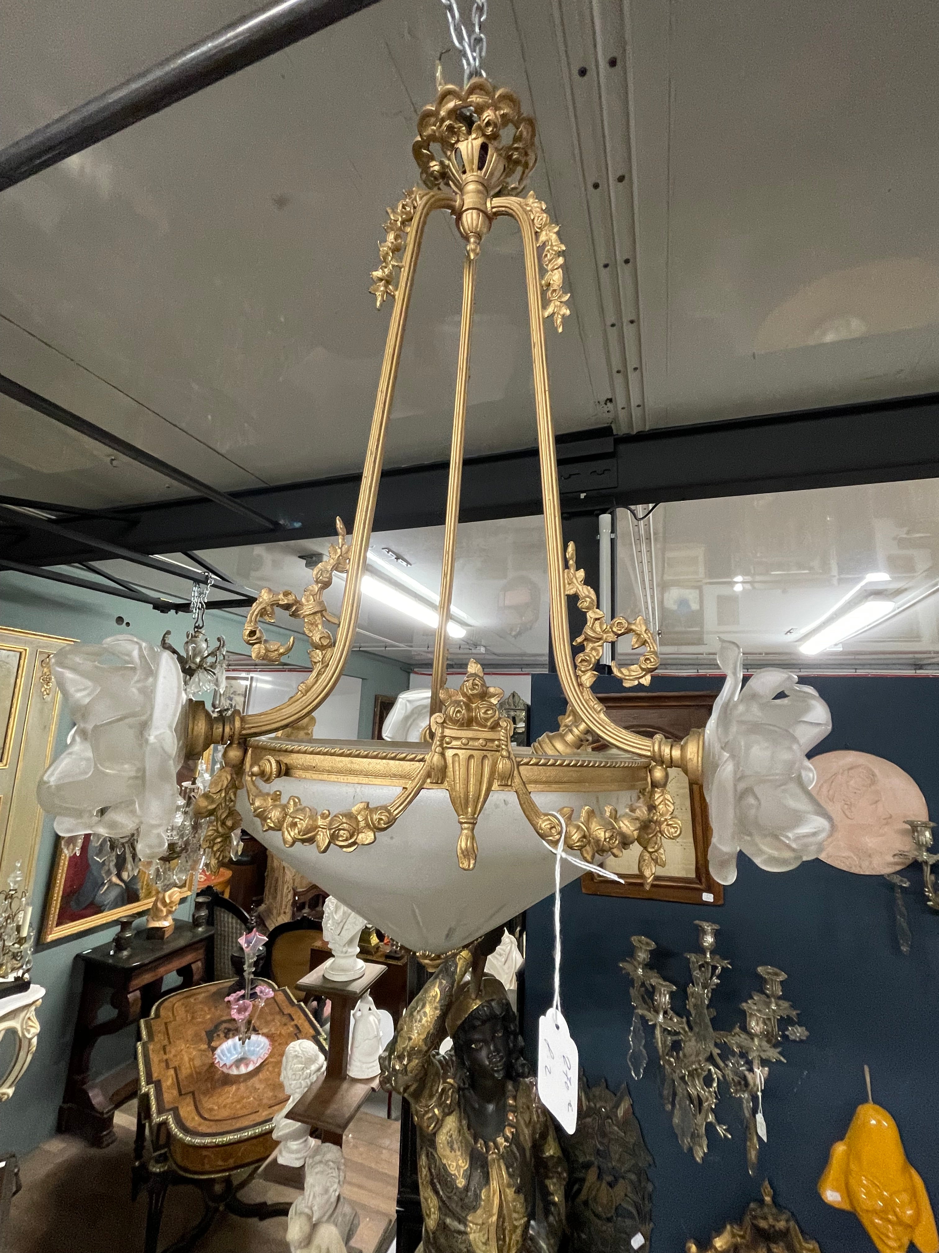 Lustre de style Louis XVI
