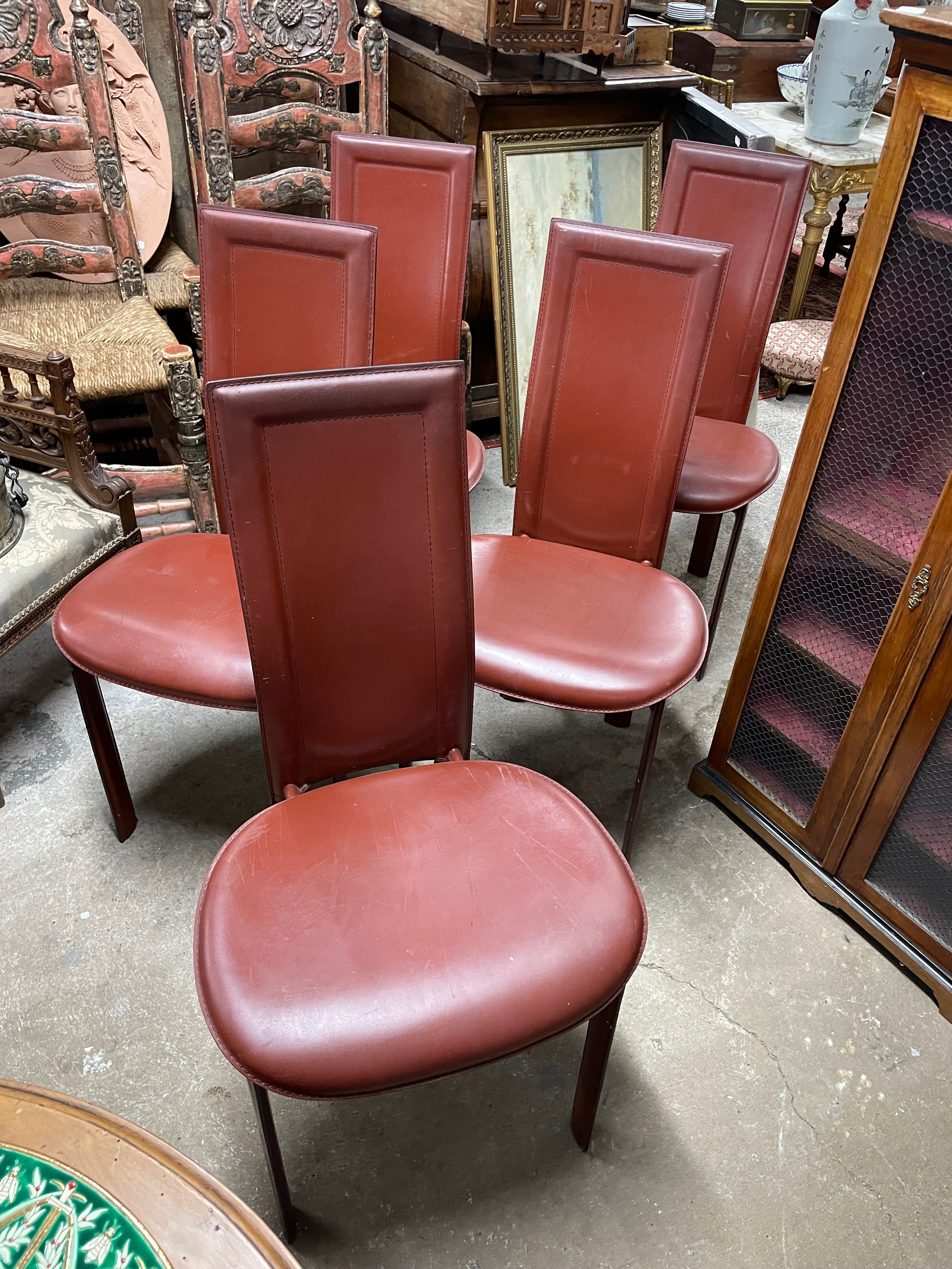 Set 5 chaises cuir rouge Roche et Bobois