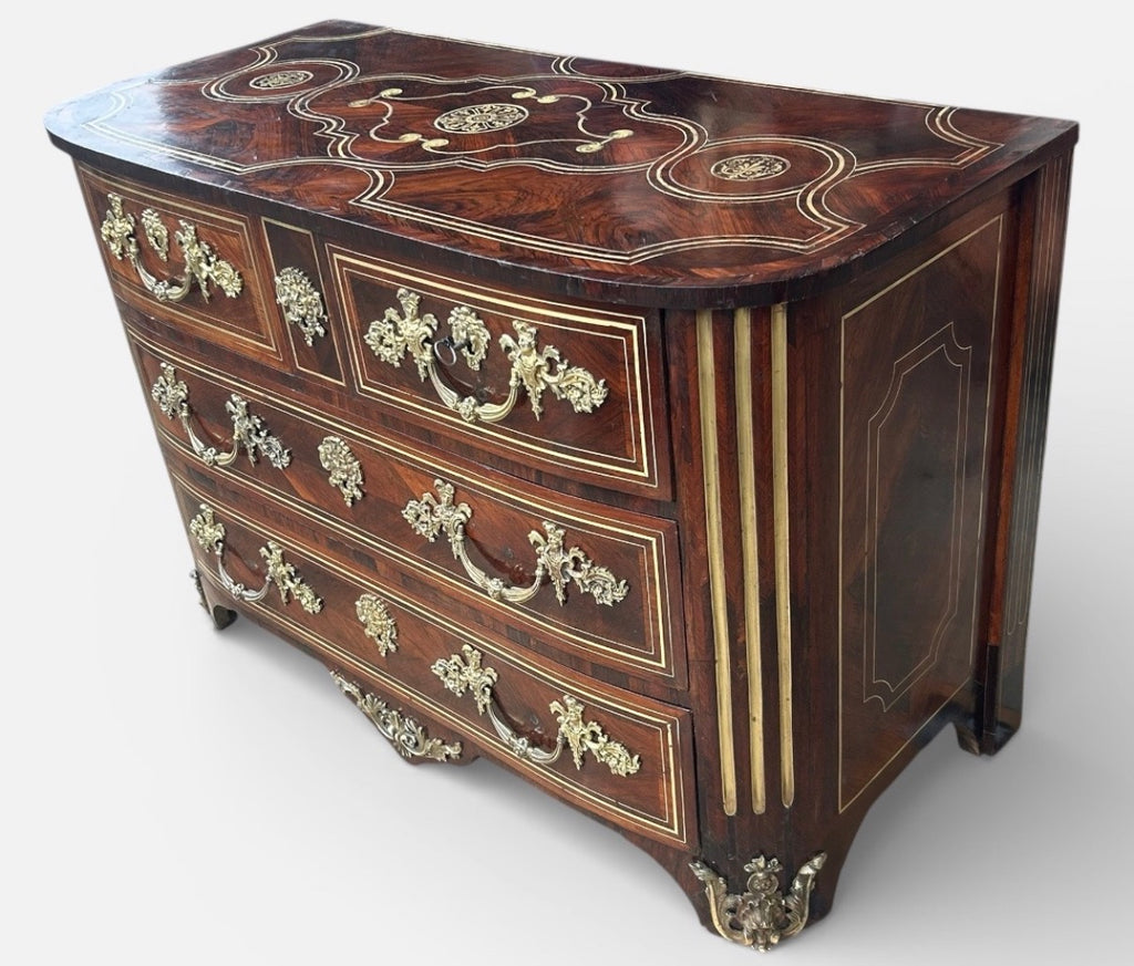 COMMODE EN PLACAGE DE PALISSANDRE D’ÉPOQUE LOUIS XIV PLATEAU BOIS - RÉGENCE DÉBUT XVIIIÈME