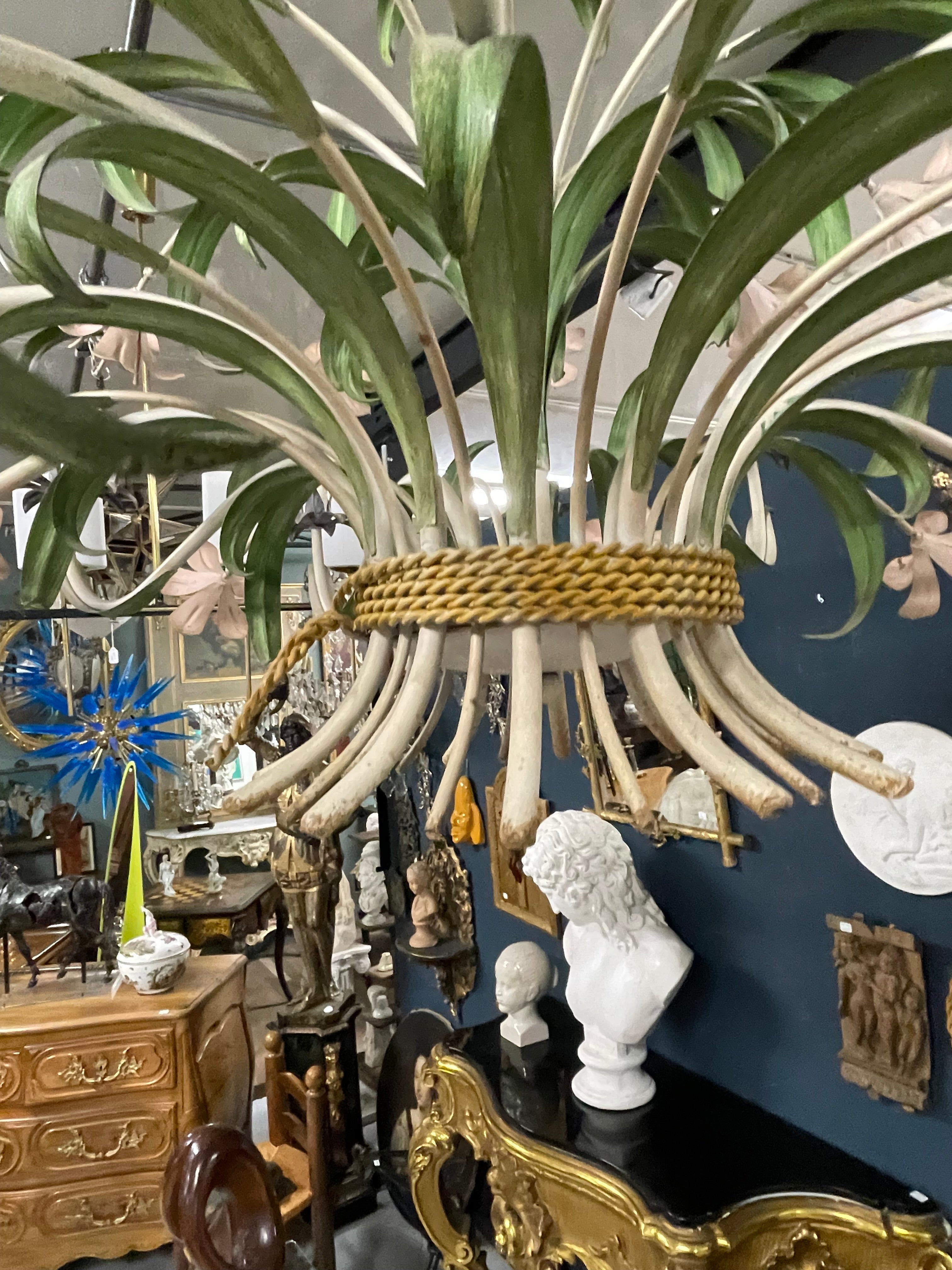 Lustre en fer des années 1960