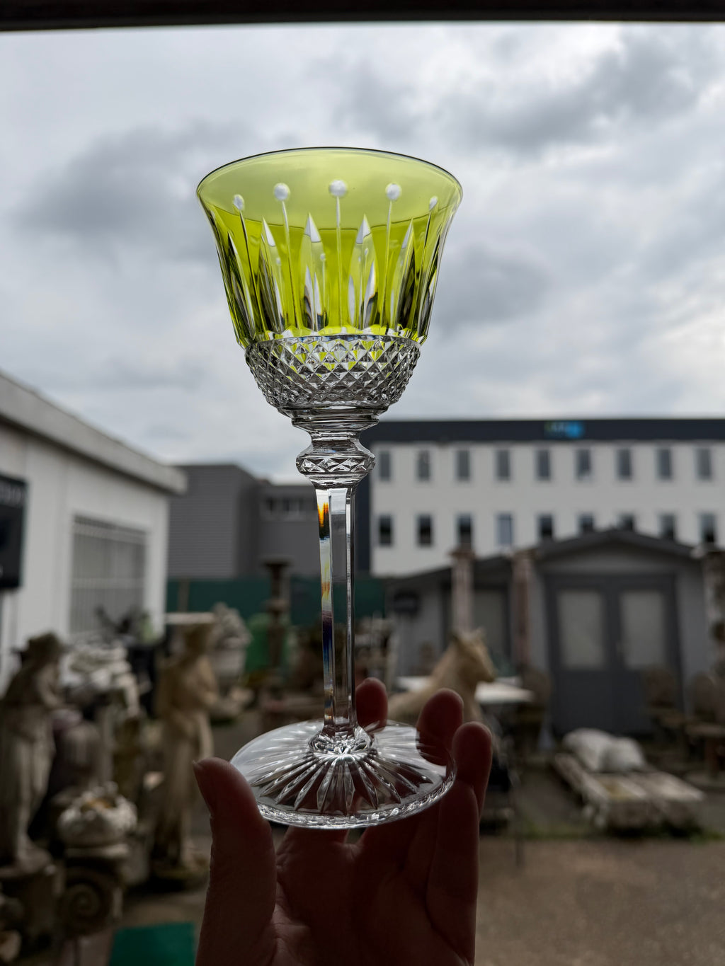 SAINT LOUIS - 6 VERRES ROEMERS EN CRISTAL DE COULEUR SAINT LOUIS MODÈLE TOMMY H: 19,6 cm