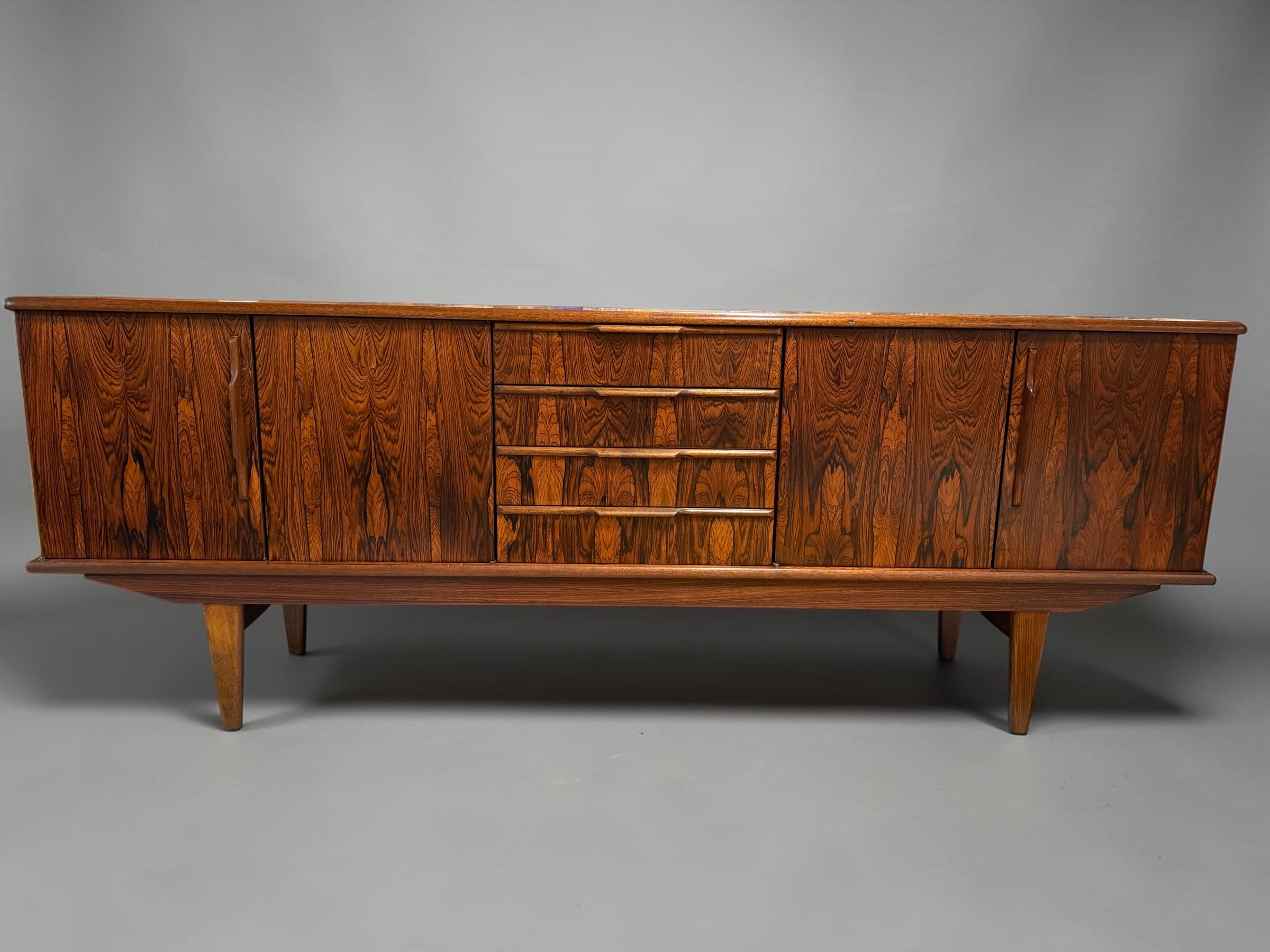 ENFILADE SCANDINAVE EN PALISSANDRE DE RIO CIRCA 1960 230 CM