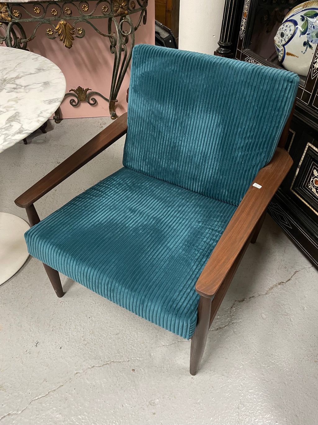 Fauteuil scandinave en teck circa 1960