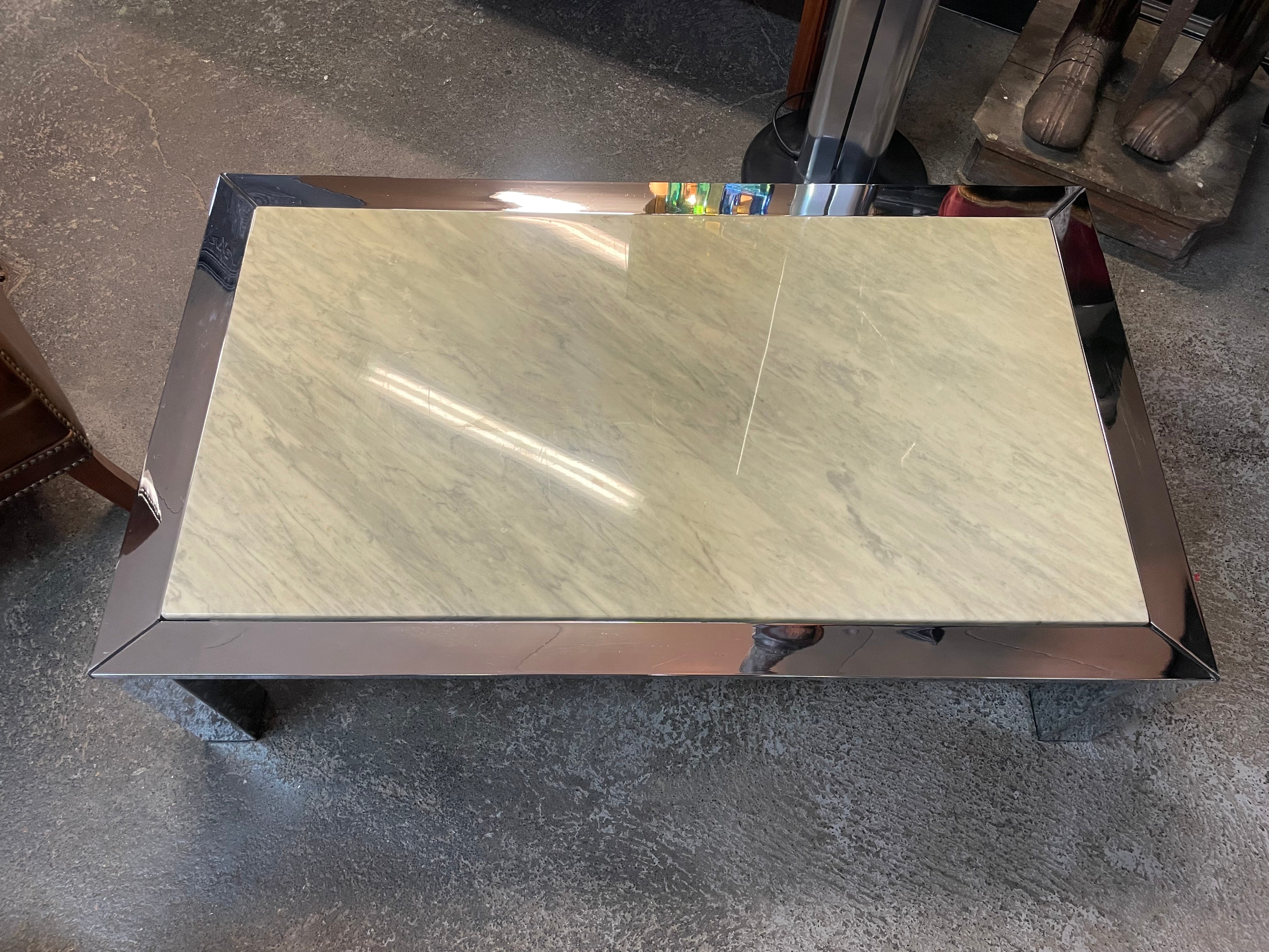 Table basse marbre et chrome vers 1970