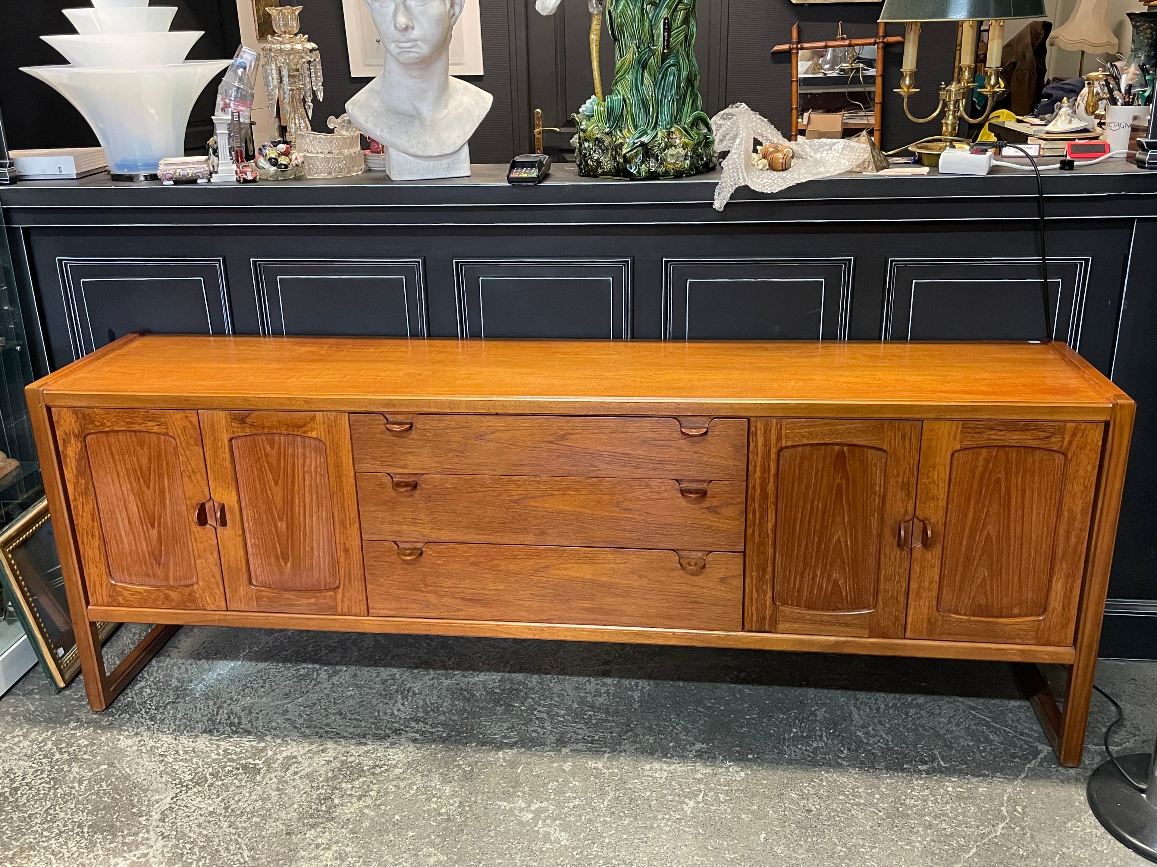 VENDUE - Enfilade Style Scandinave En Teck Circa 1960 213 cm