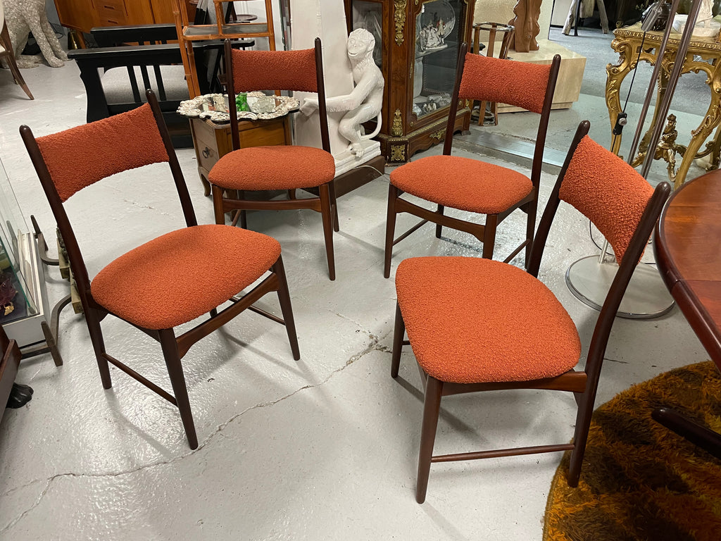 Suite de 4 chaises scandinaves terra cotta