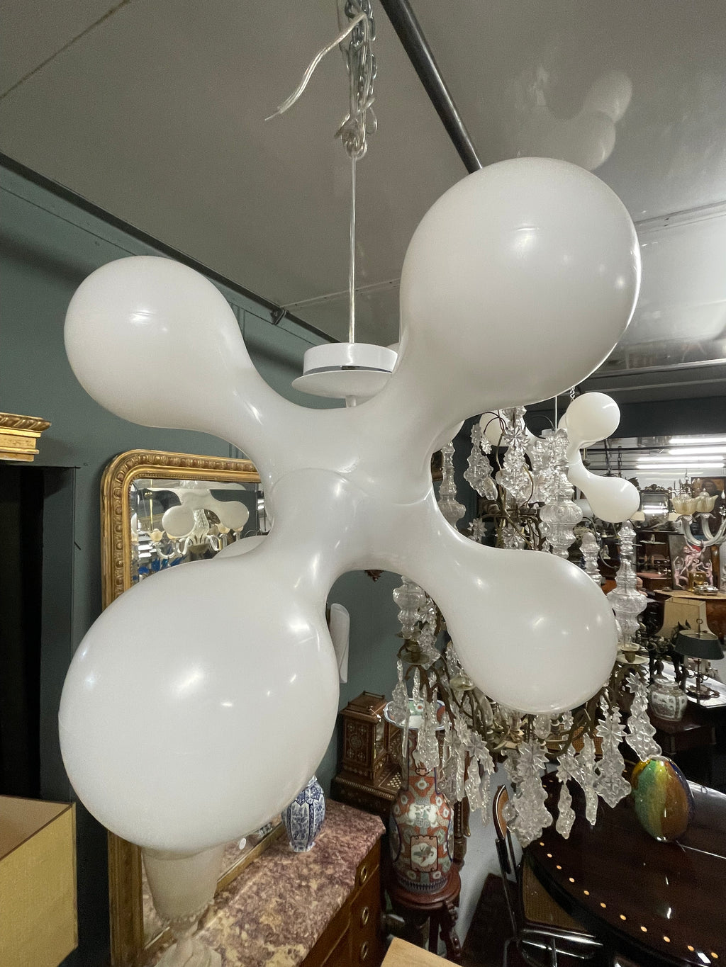 Suspension par Hope & Wortmann pour Kundalini.