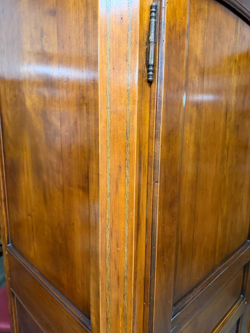 Armoire en merisier