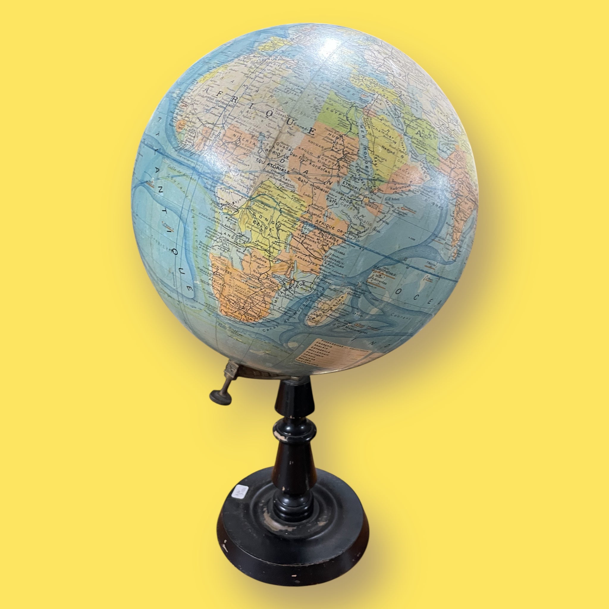 Globe terrestre époque début XXème