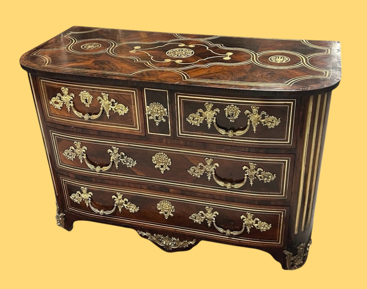 COMMODE EN PLACAGE DE PALISSANDRE D’ÉPOQUE LOUIS XIV PLATEAU BOIS - RÉGENCE DÉBUT XVIIIÈME
