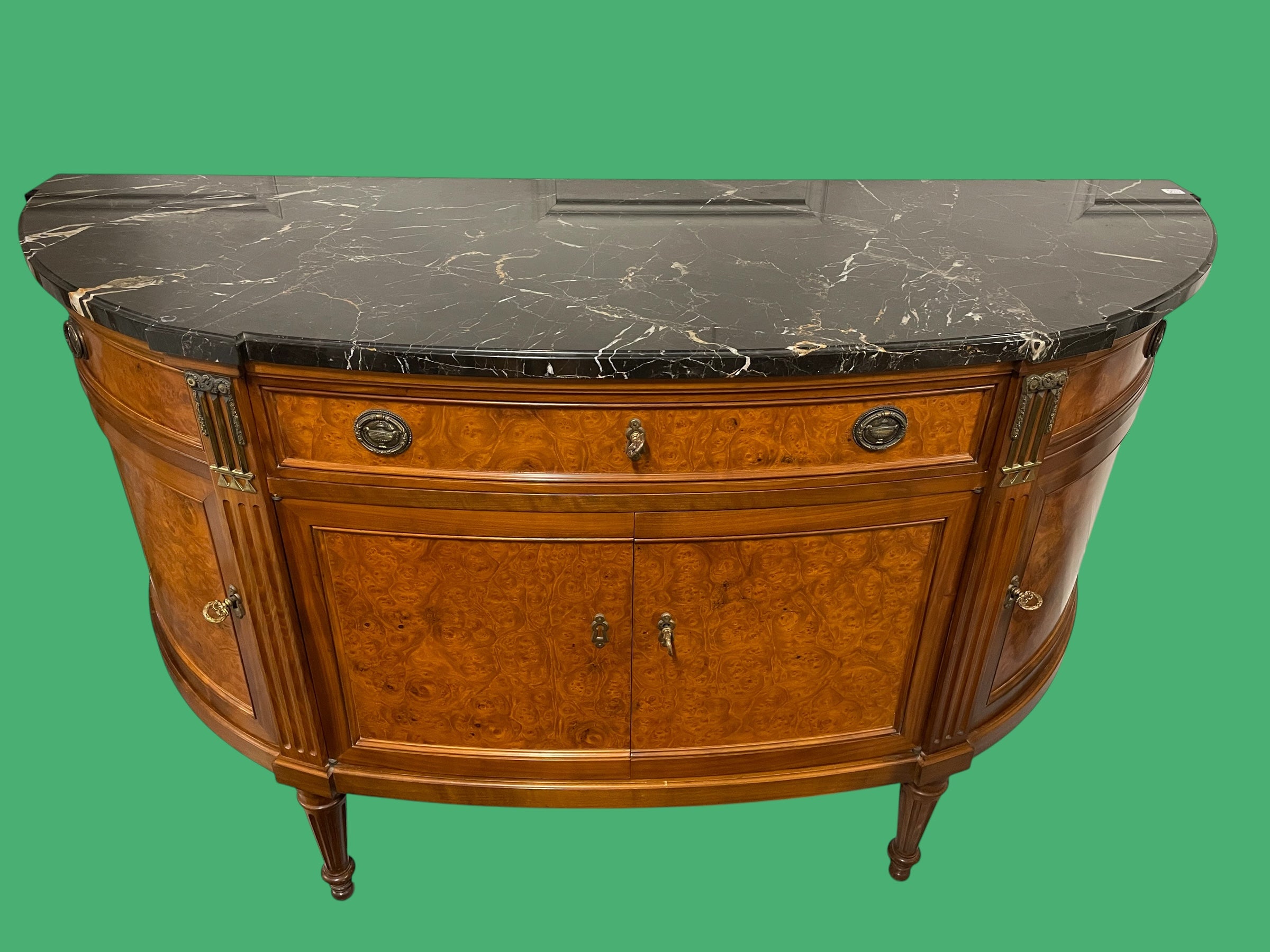 Buffet demi-lune de style Louis XVI